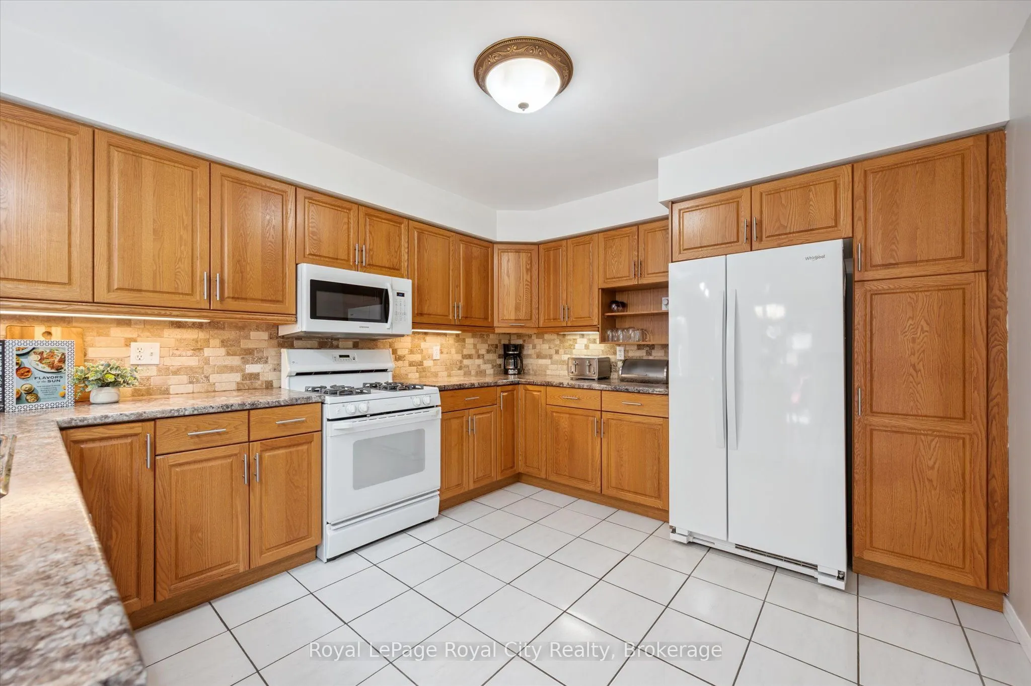 27 Oakridge Crescent