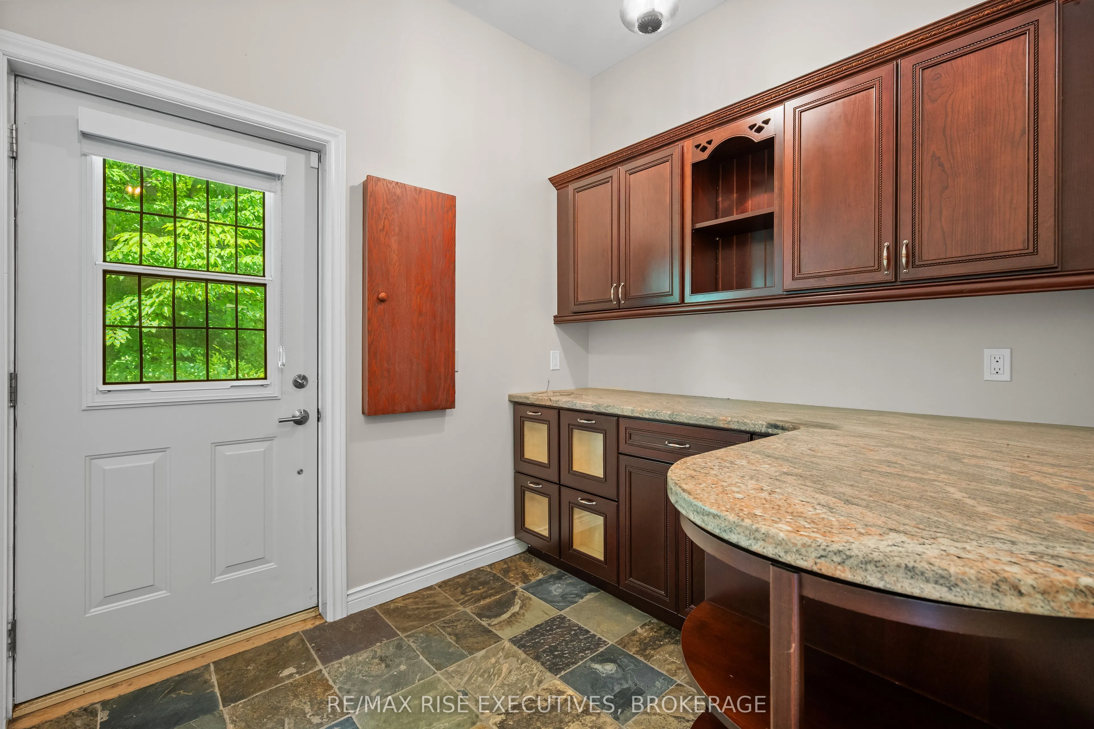 2300 County Road 32