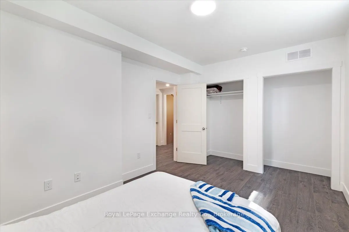 383 Northport Drive