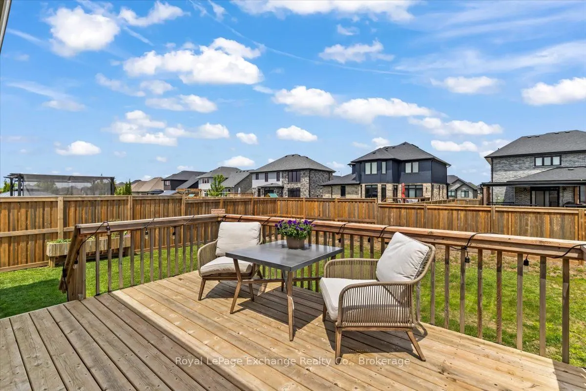 383 Northport Drive