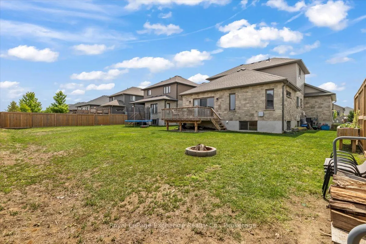 383 Northport Drive