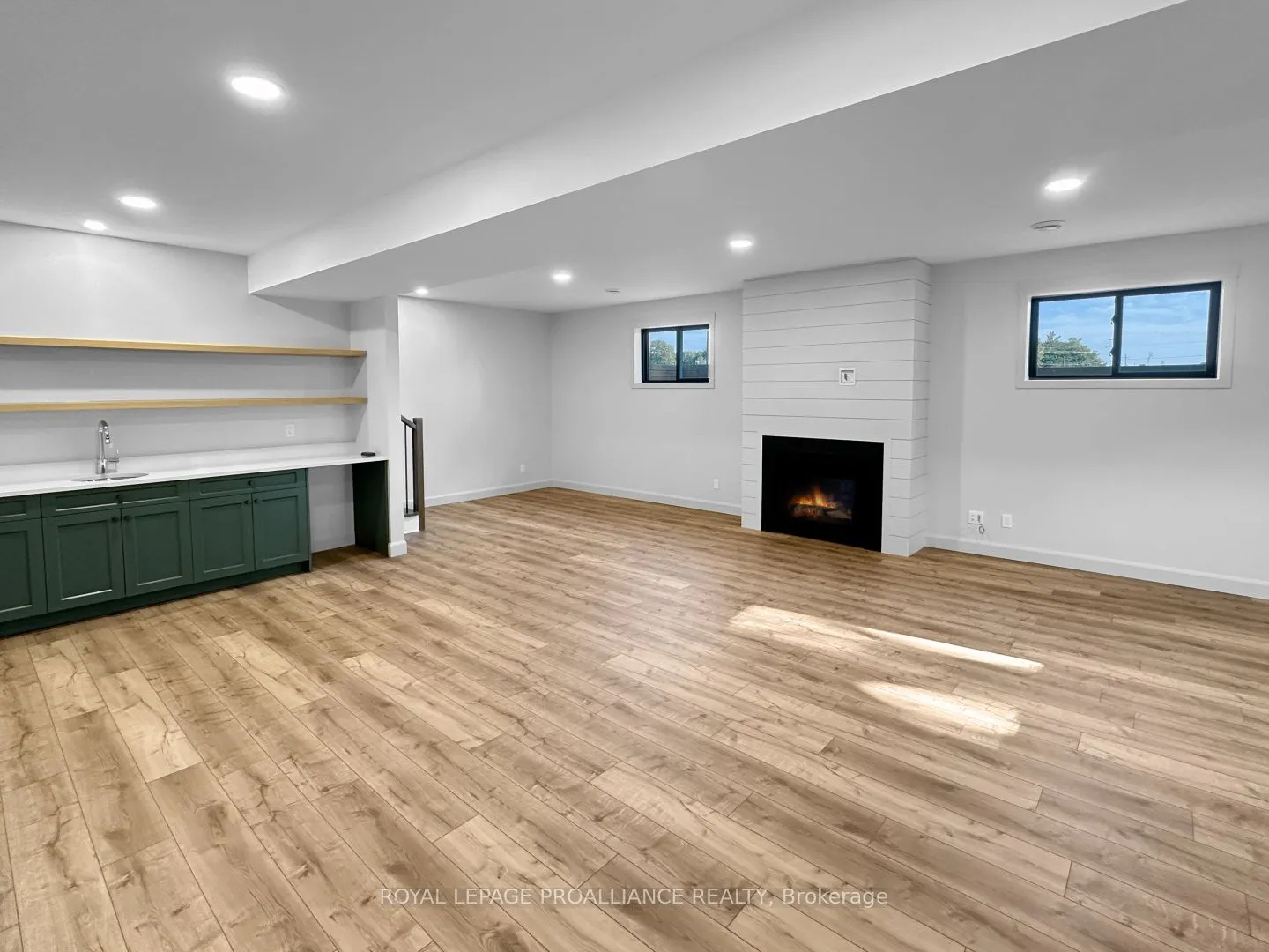37 Deerview Drive