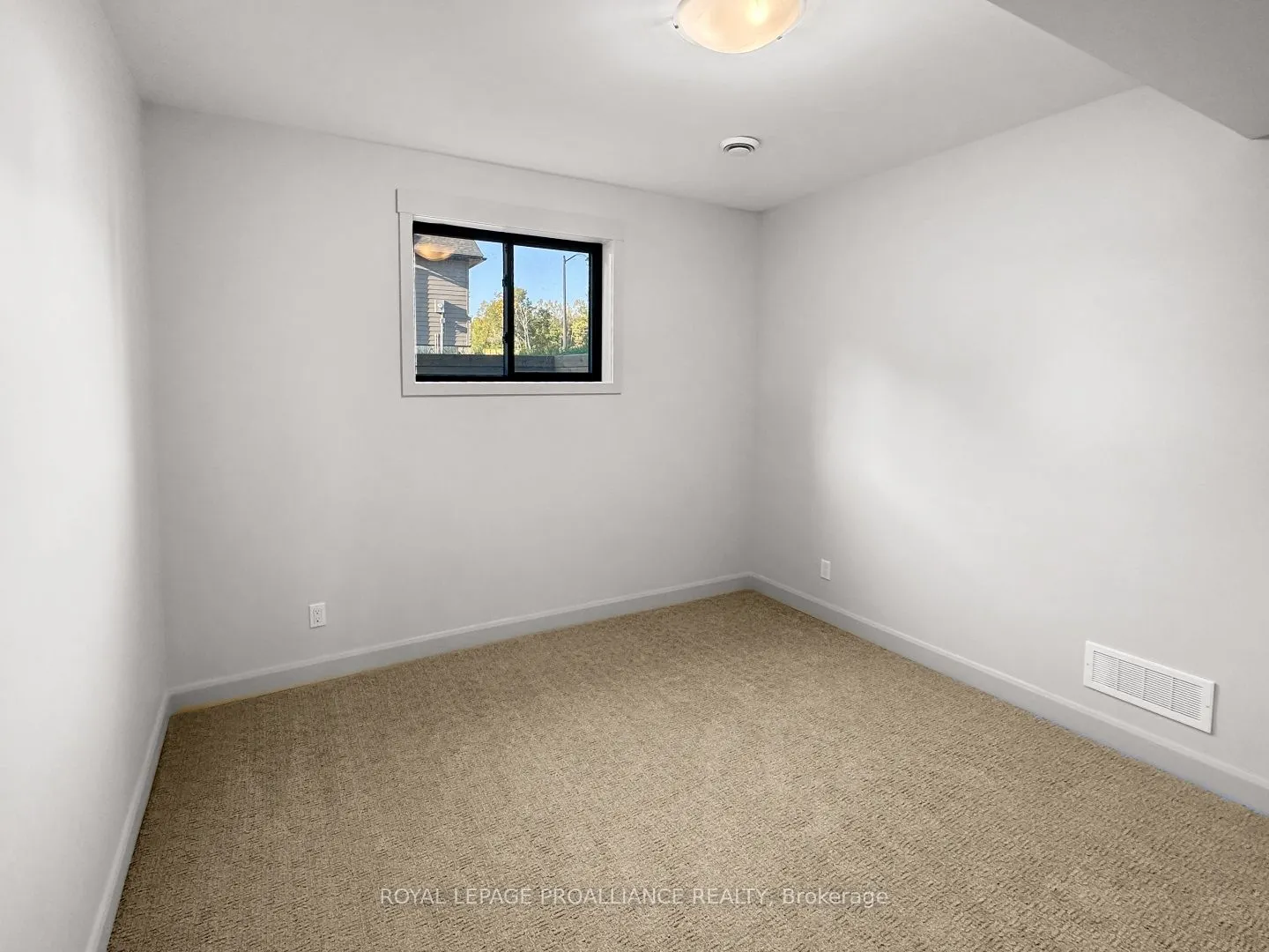37 Deerview Drive