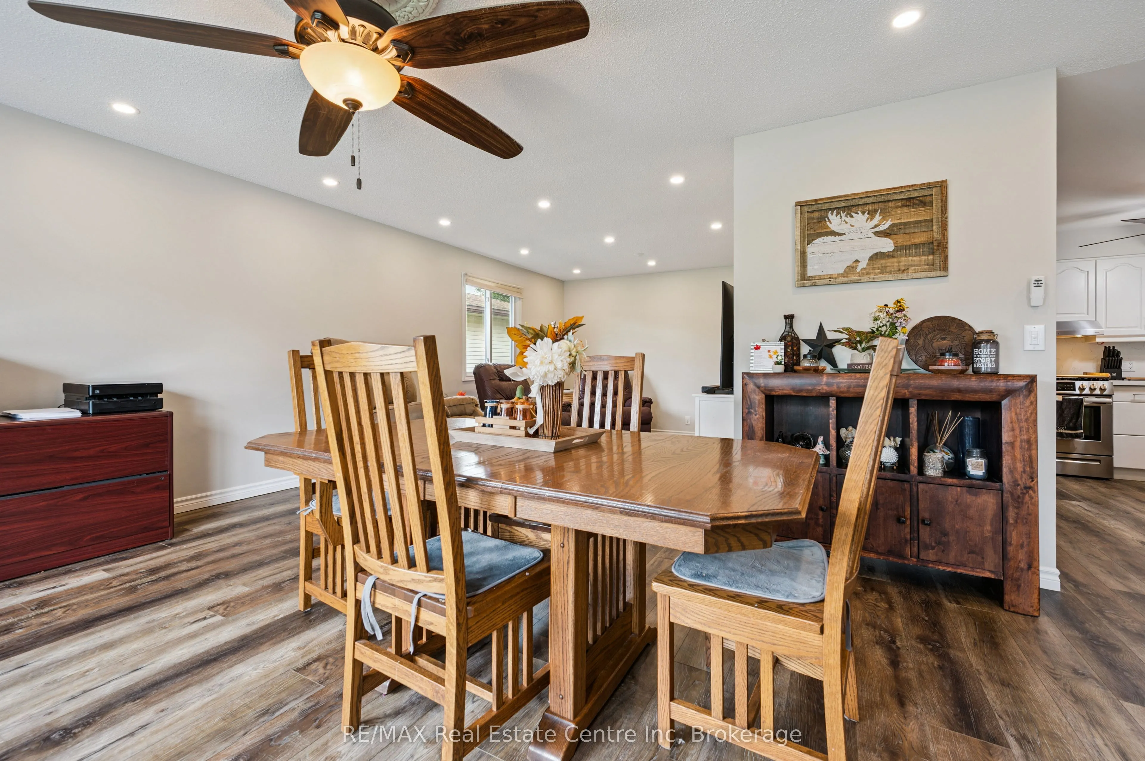 7 Eastview Drive