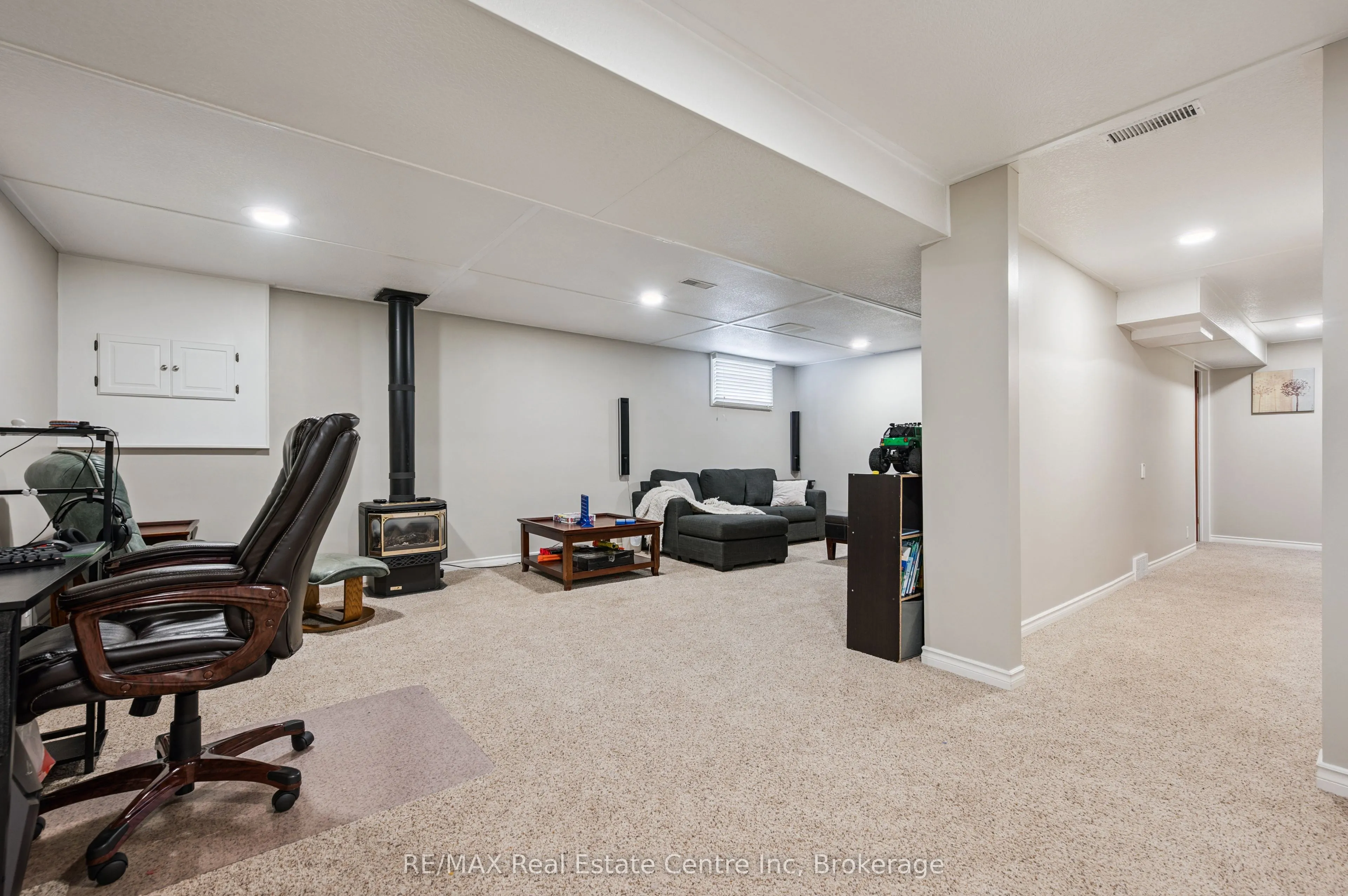 7 Eastview Drive