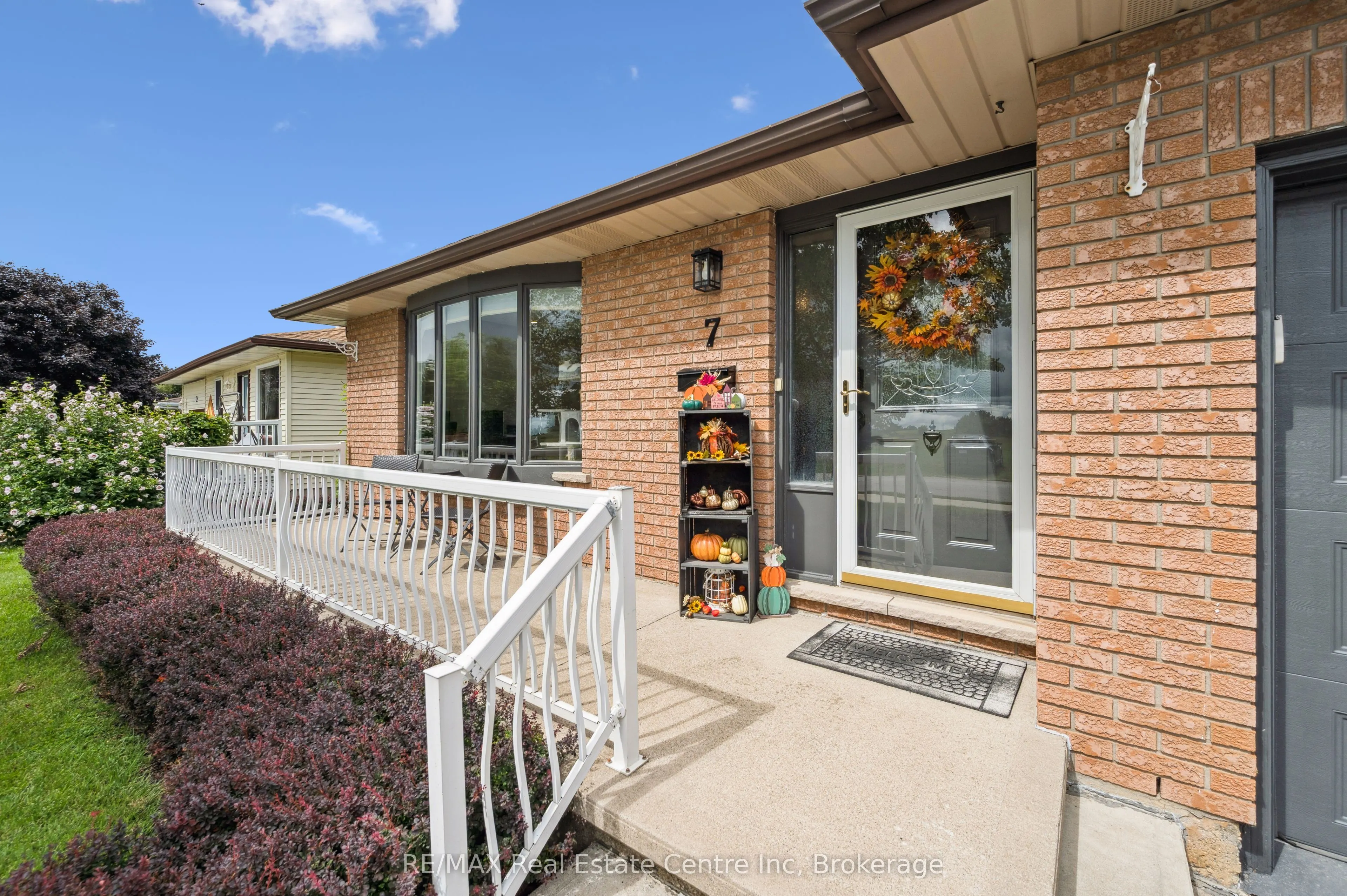 7 Eastview Drive