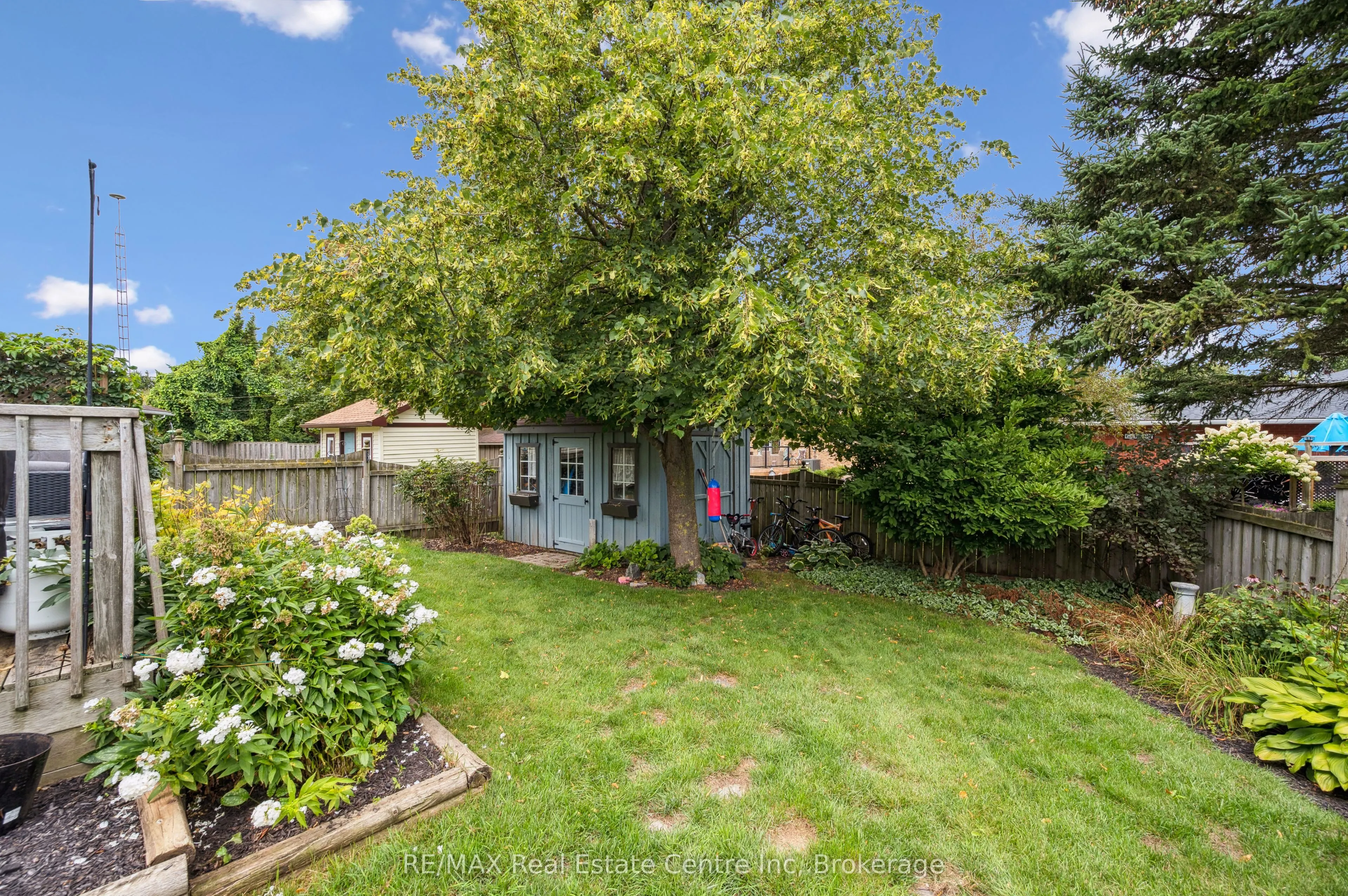 7 Eastview Drive