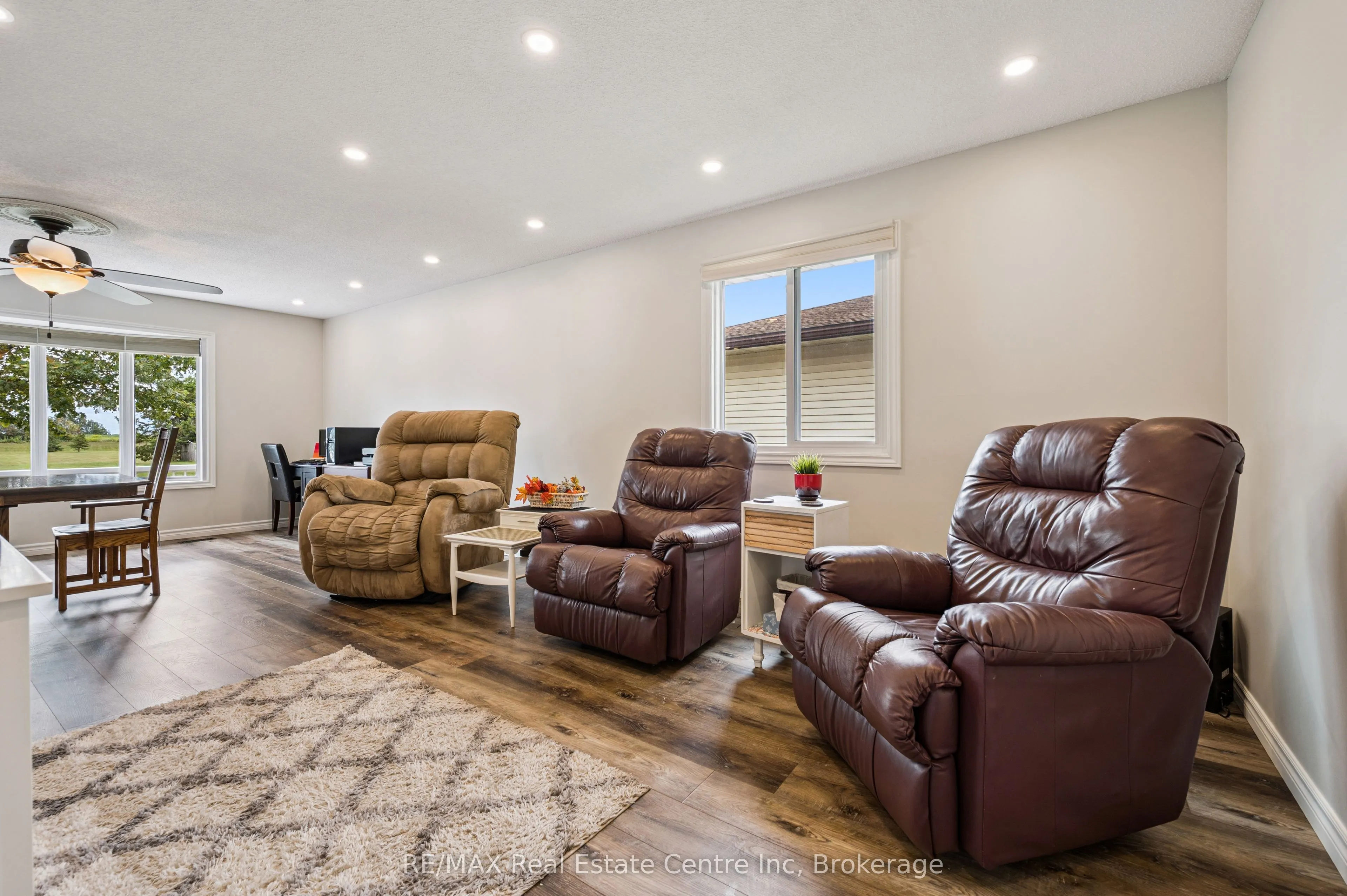 7 Eastview Drive