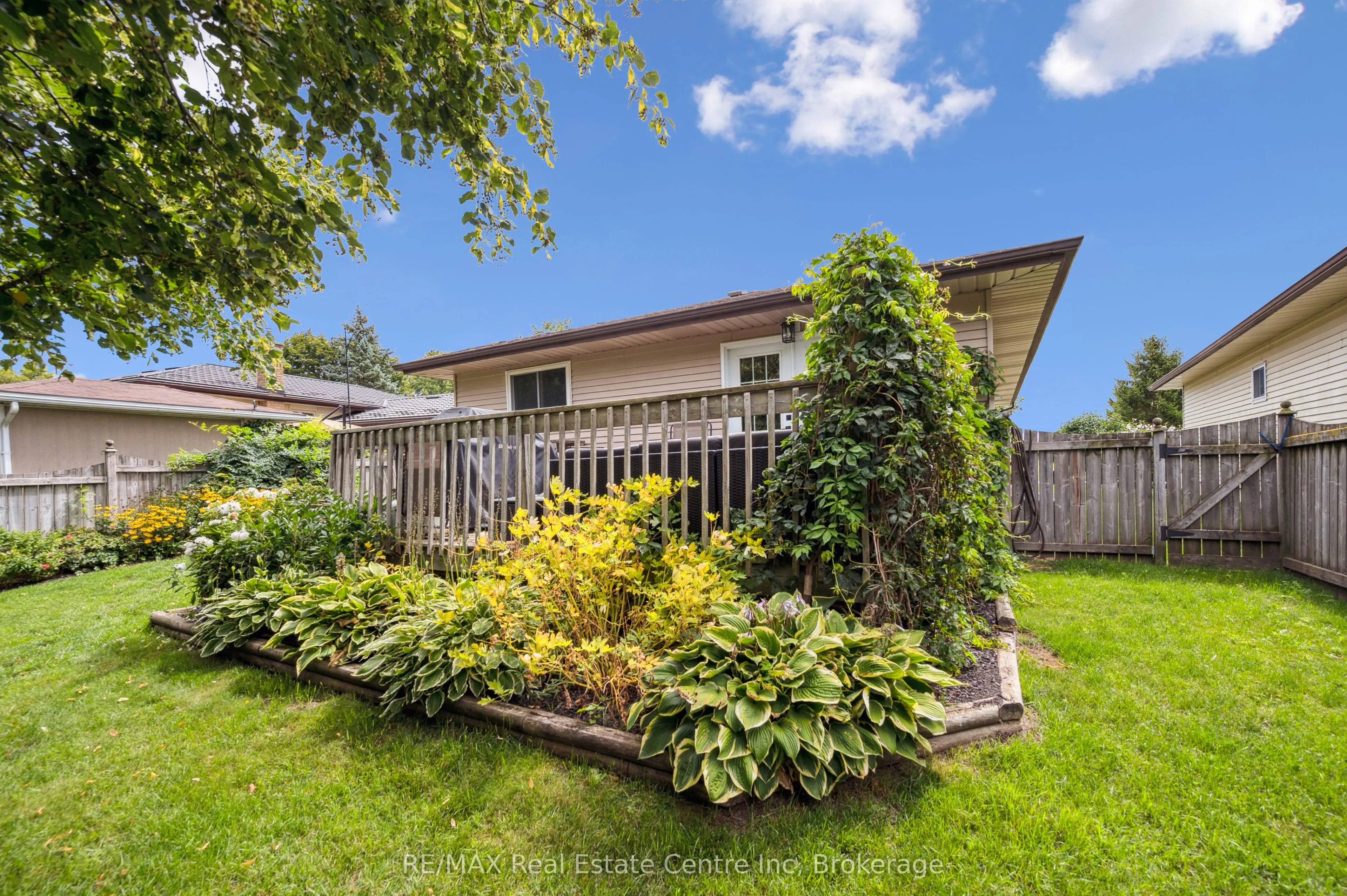 7 Eastview Drive