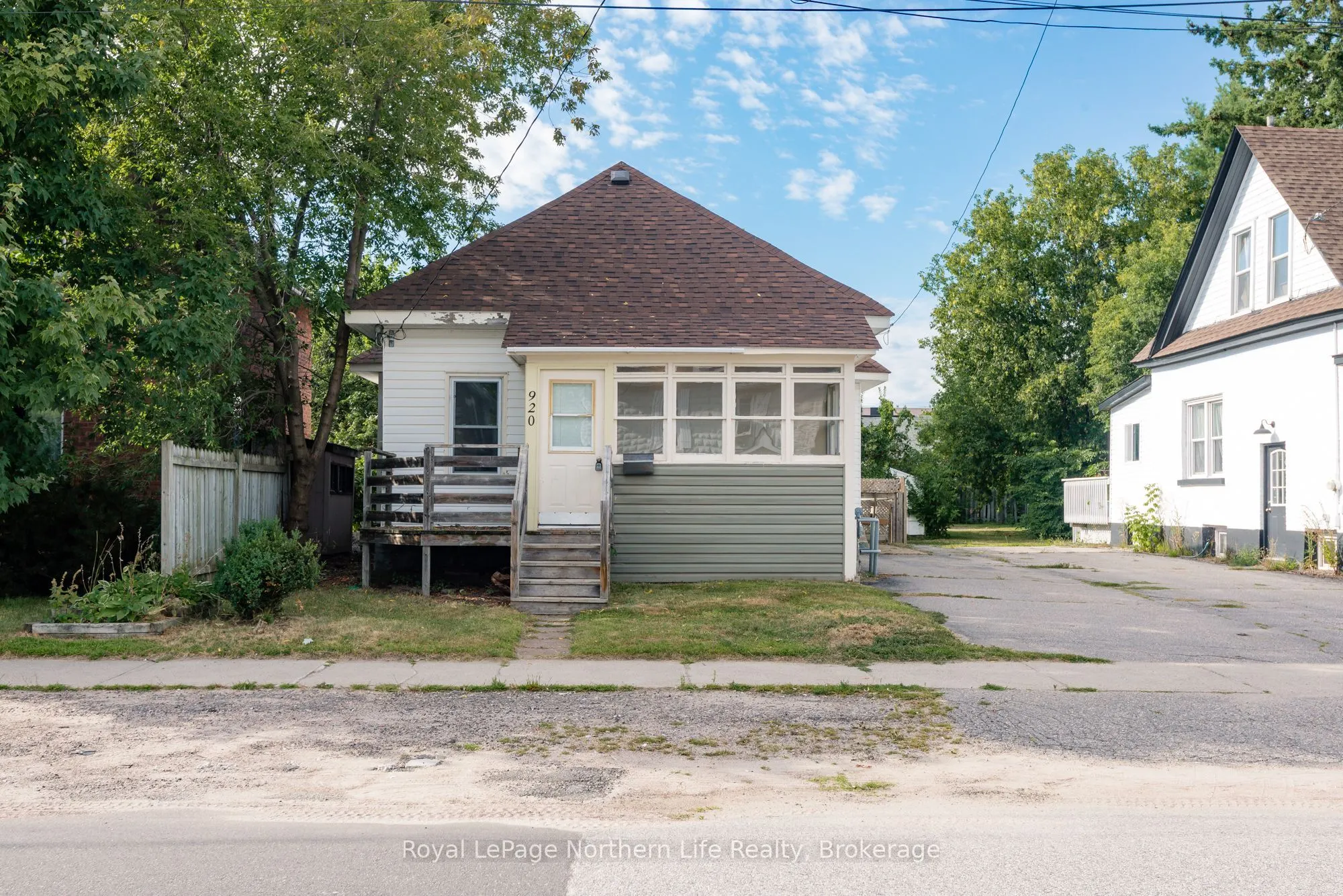 920 Fraser Street