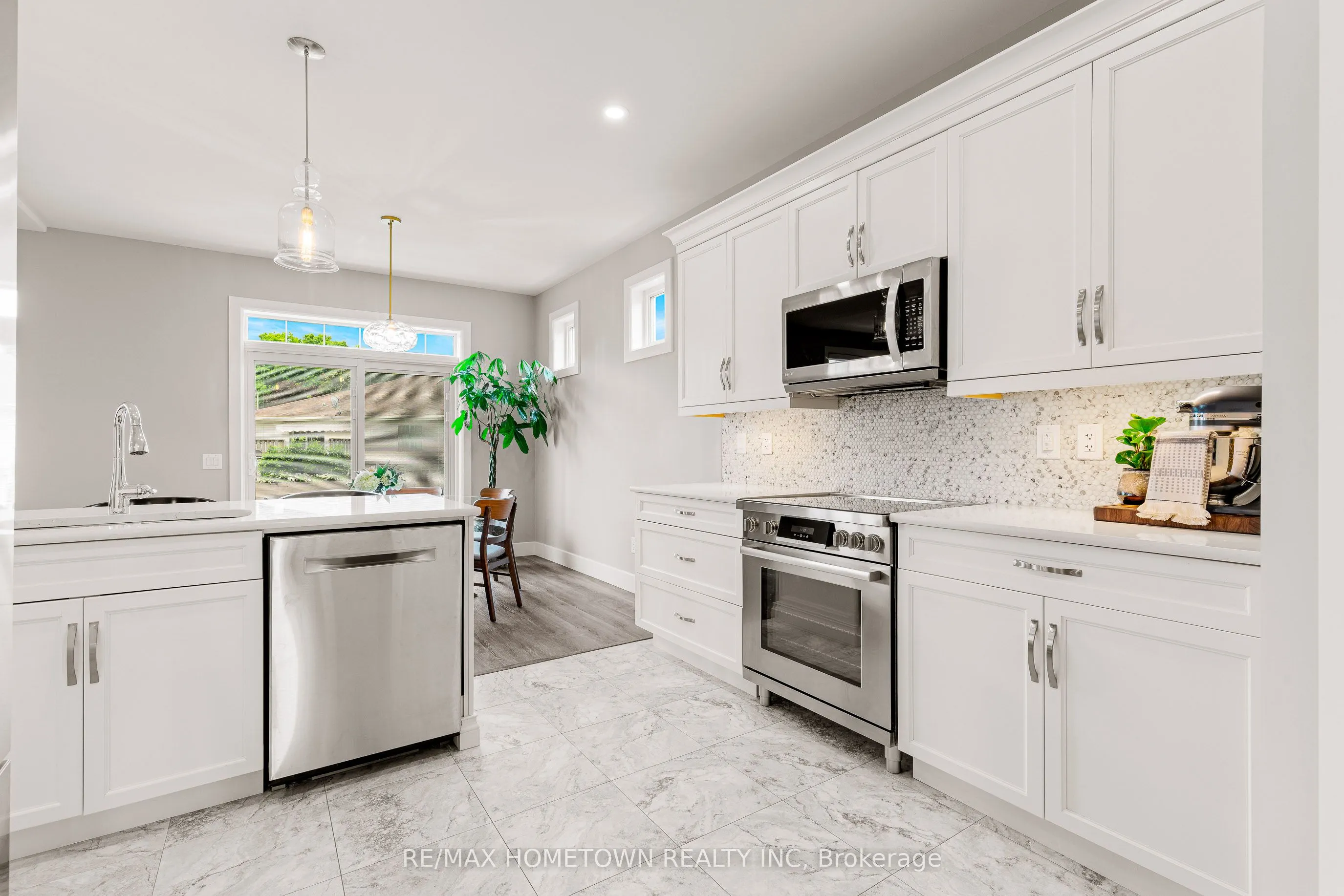 138 WILDWOOD Crescent