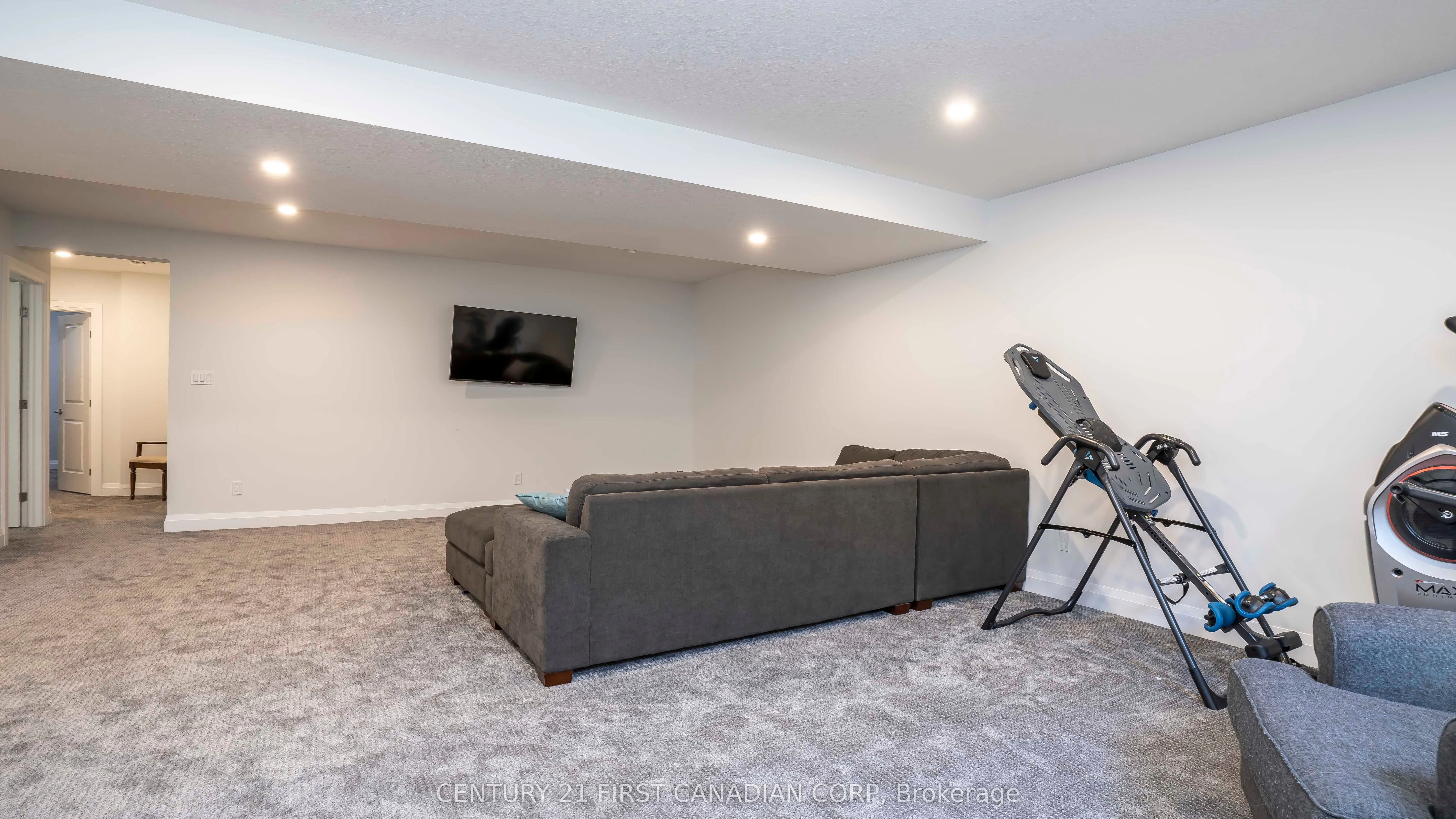 383 Daventry Way, #25