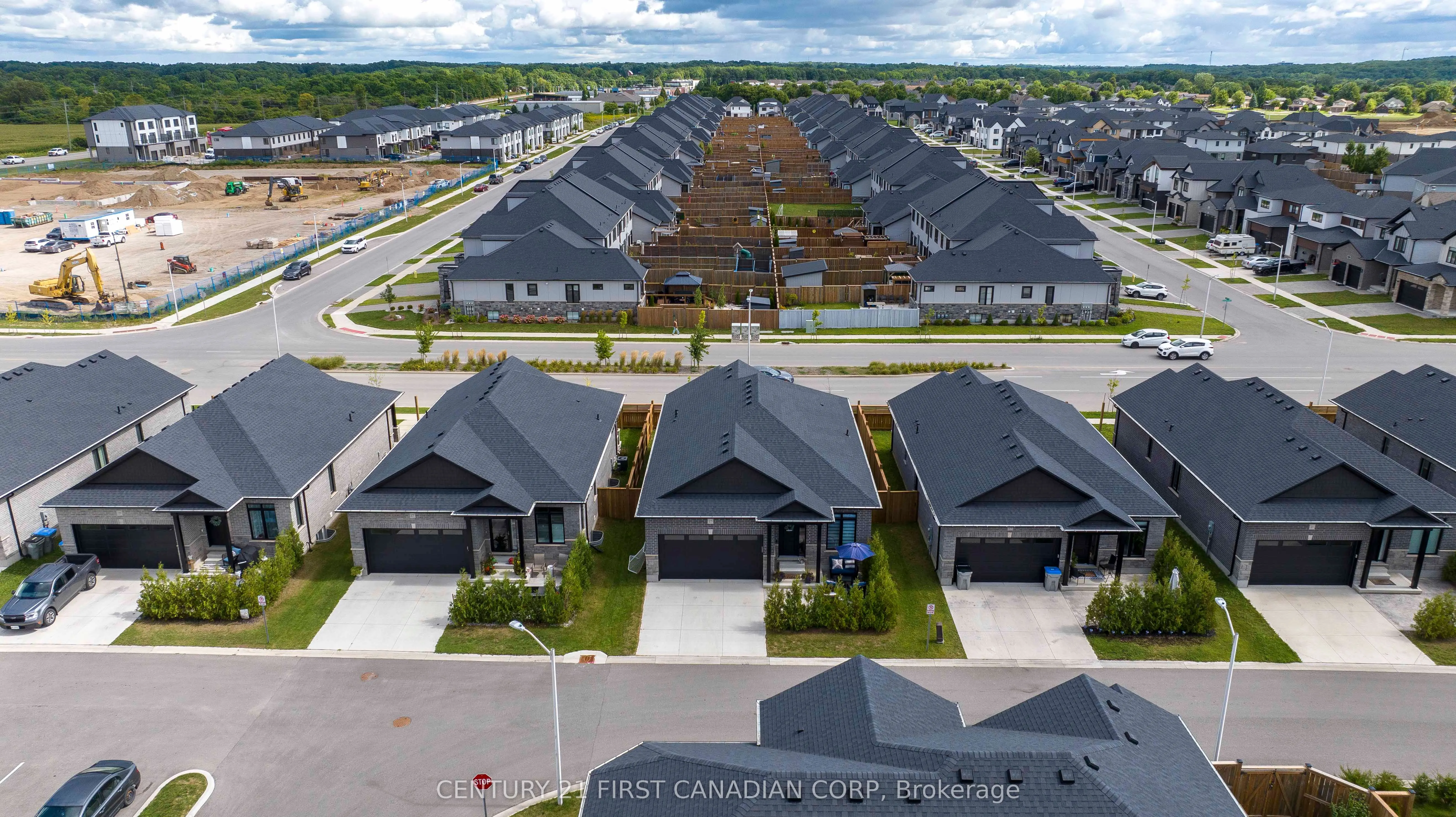 383 Daventry Way, #25