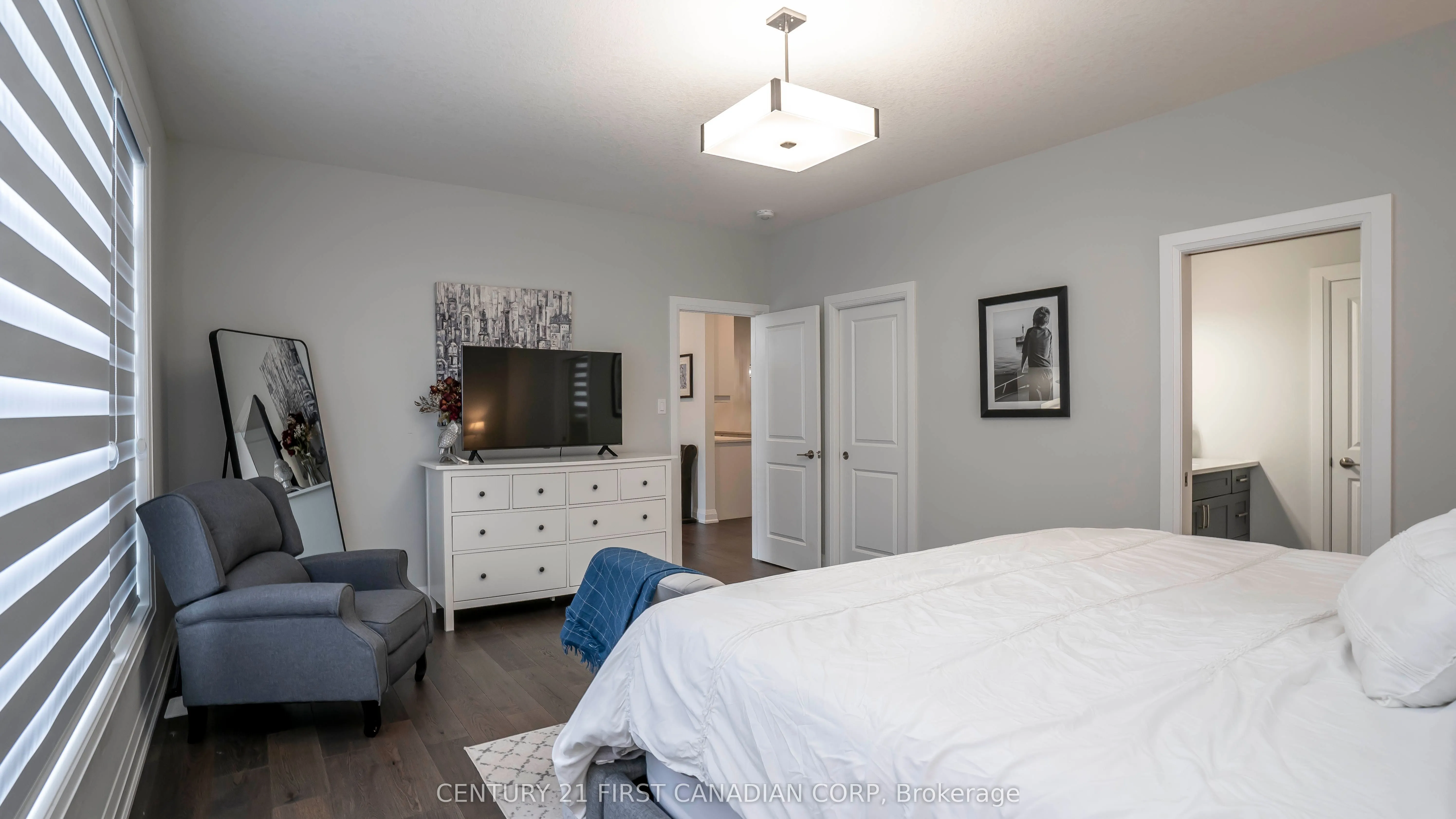 383 Daventry Way, #25