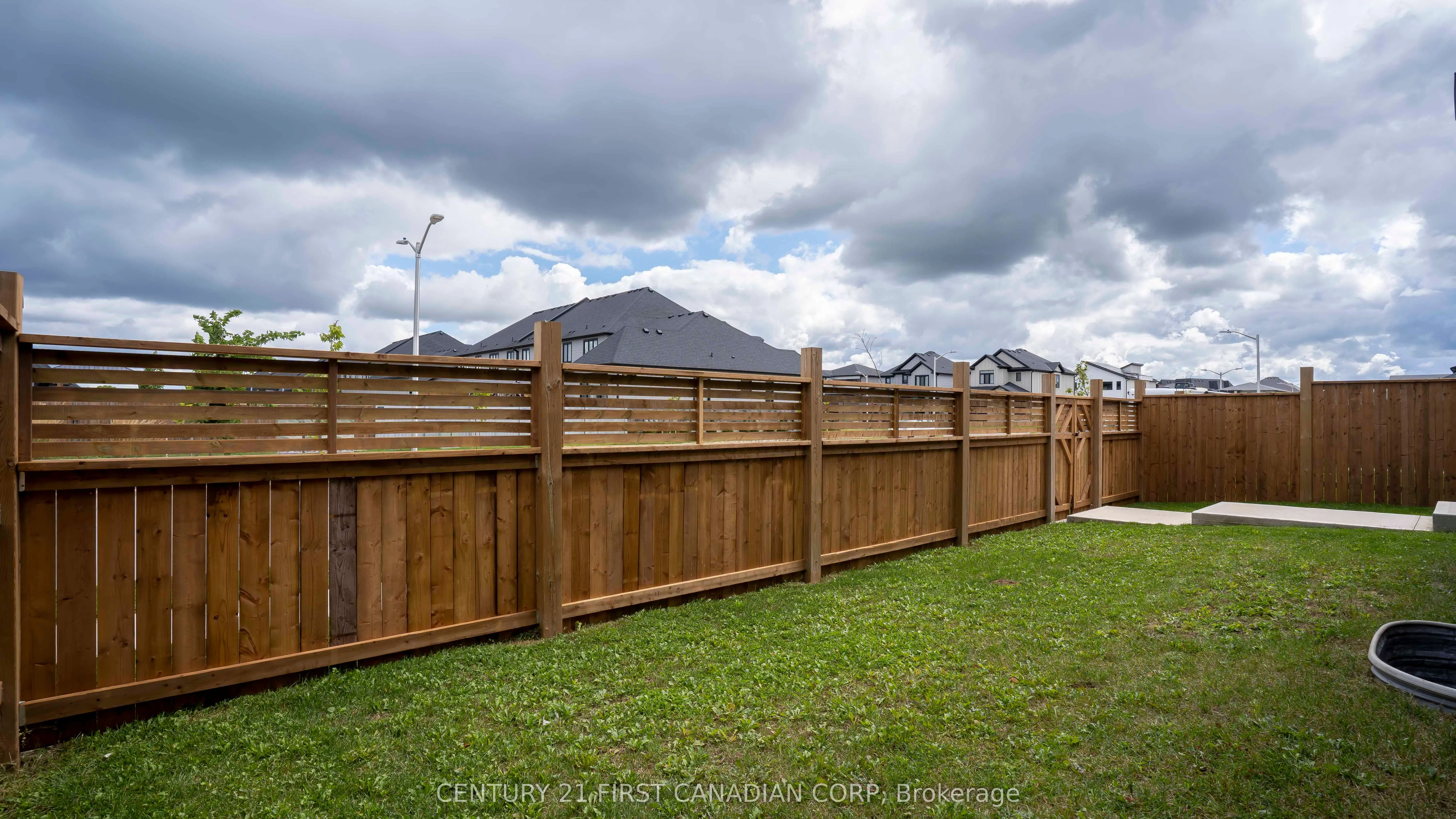 383 Daventry Way, #25