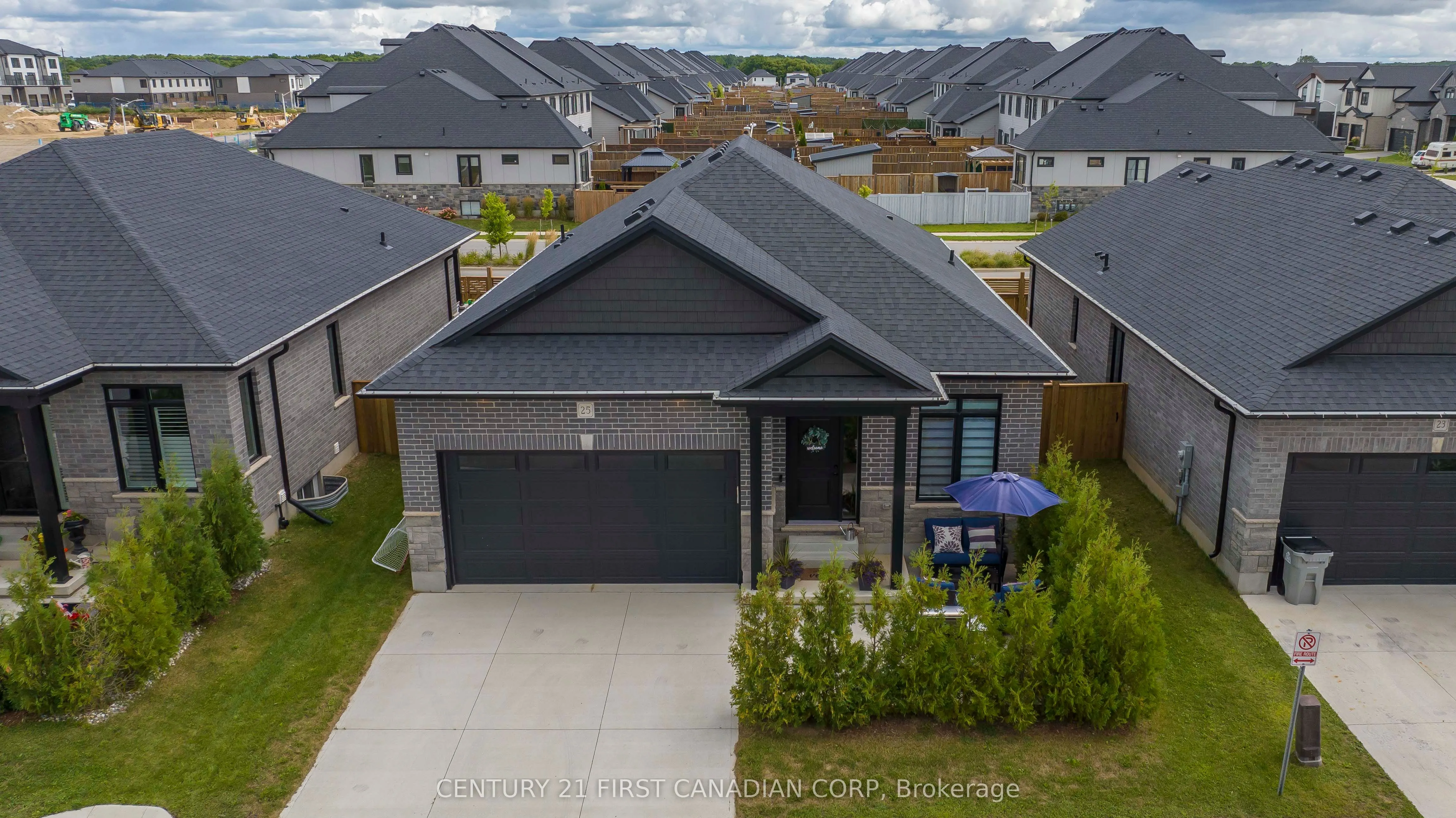383 Daventry Way, #25