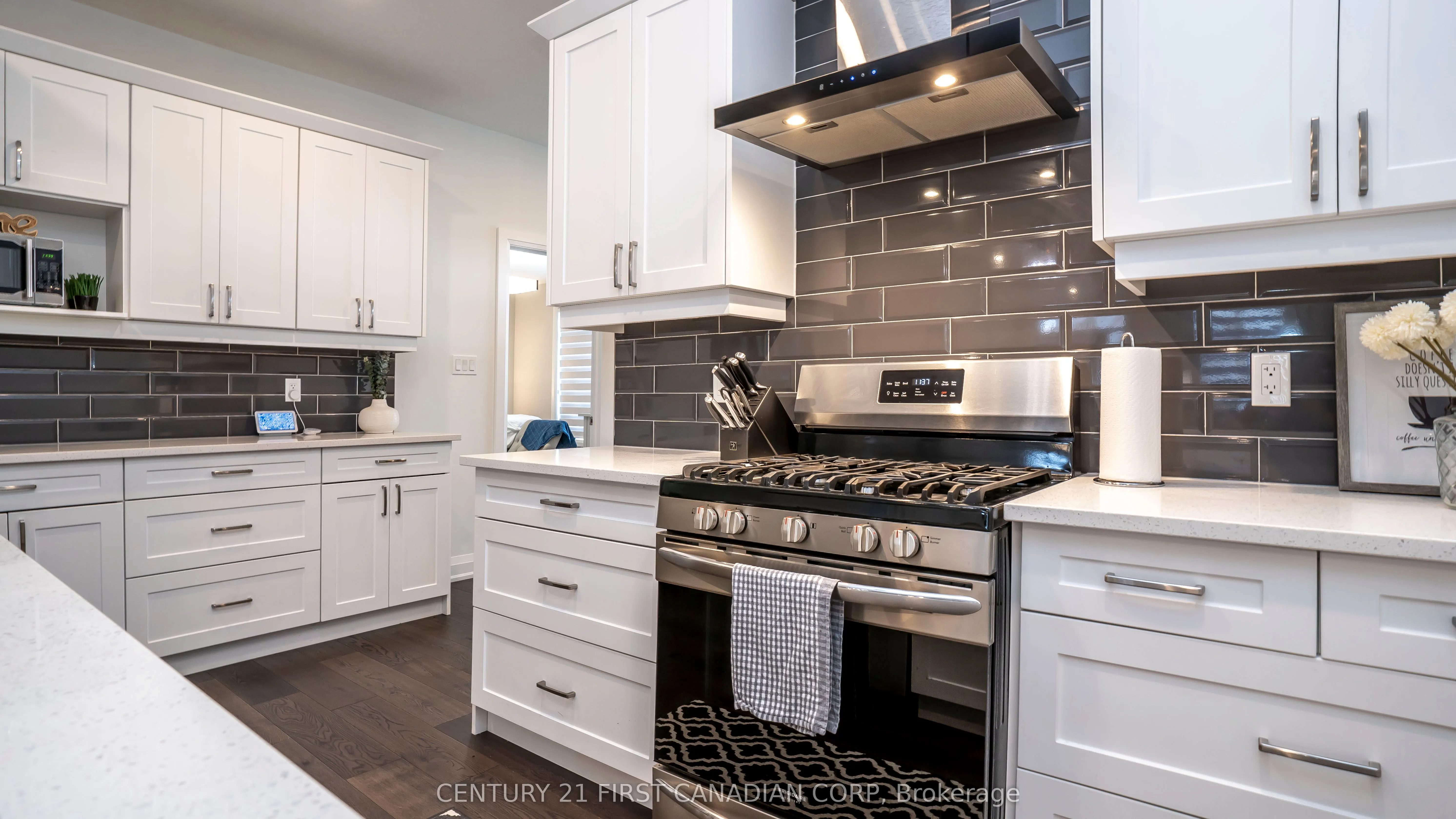 383 Daventry Way, #25