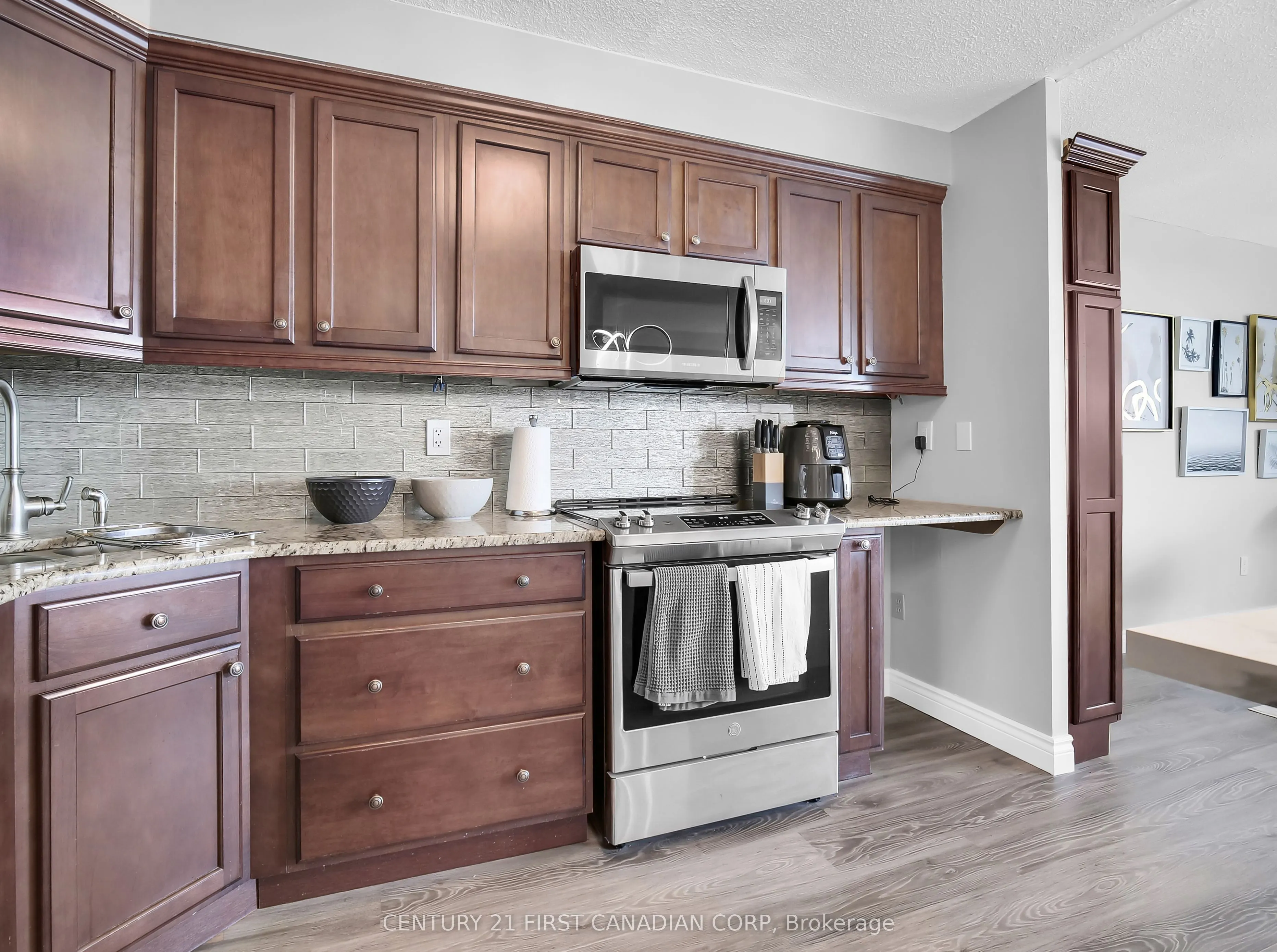 2704 Colborne Street NW, #187