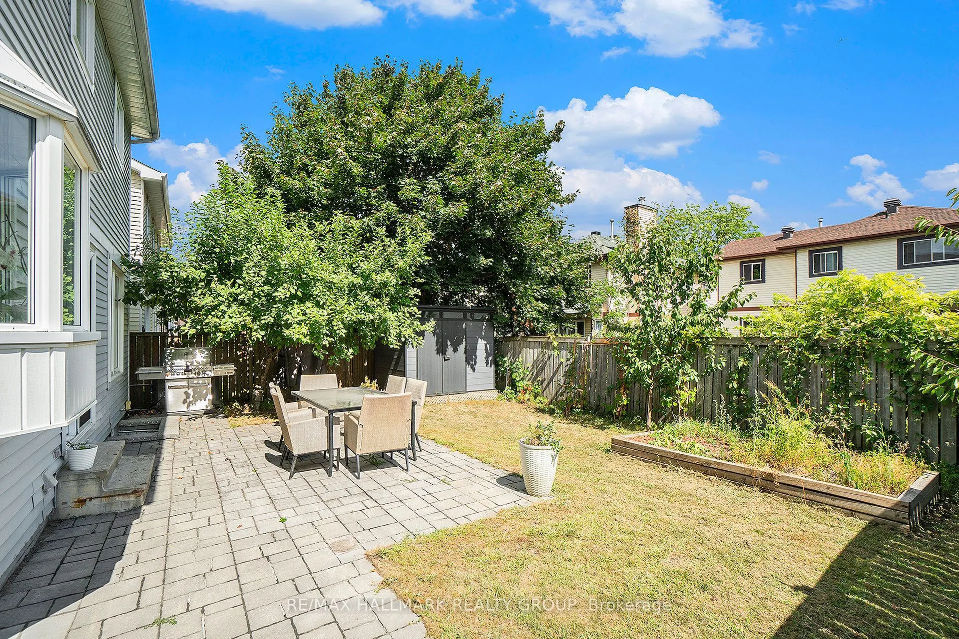 11 Ellisson Way
