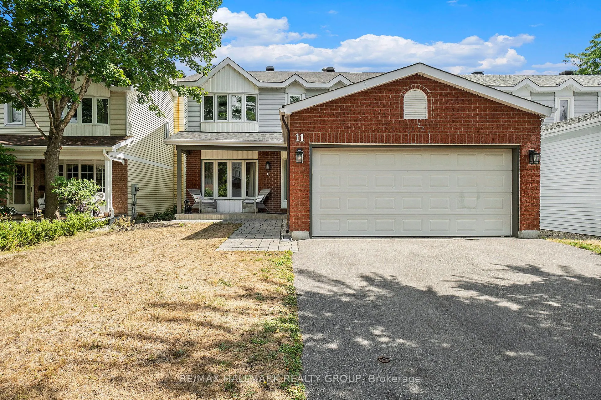 11 Ellisson Way