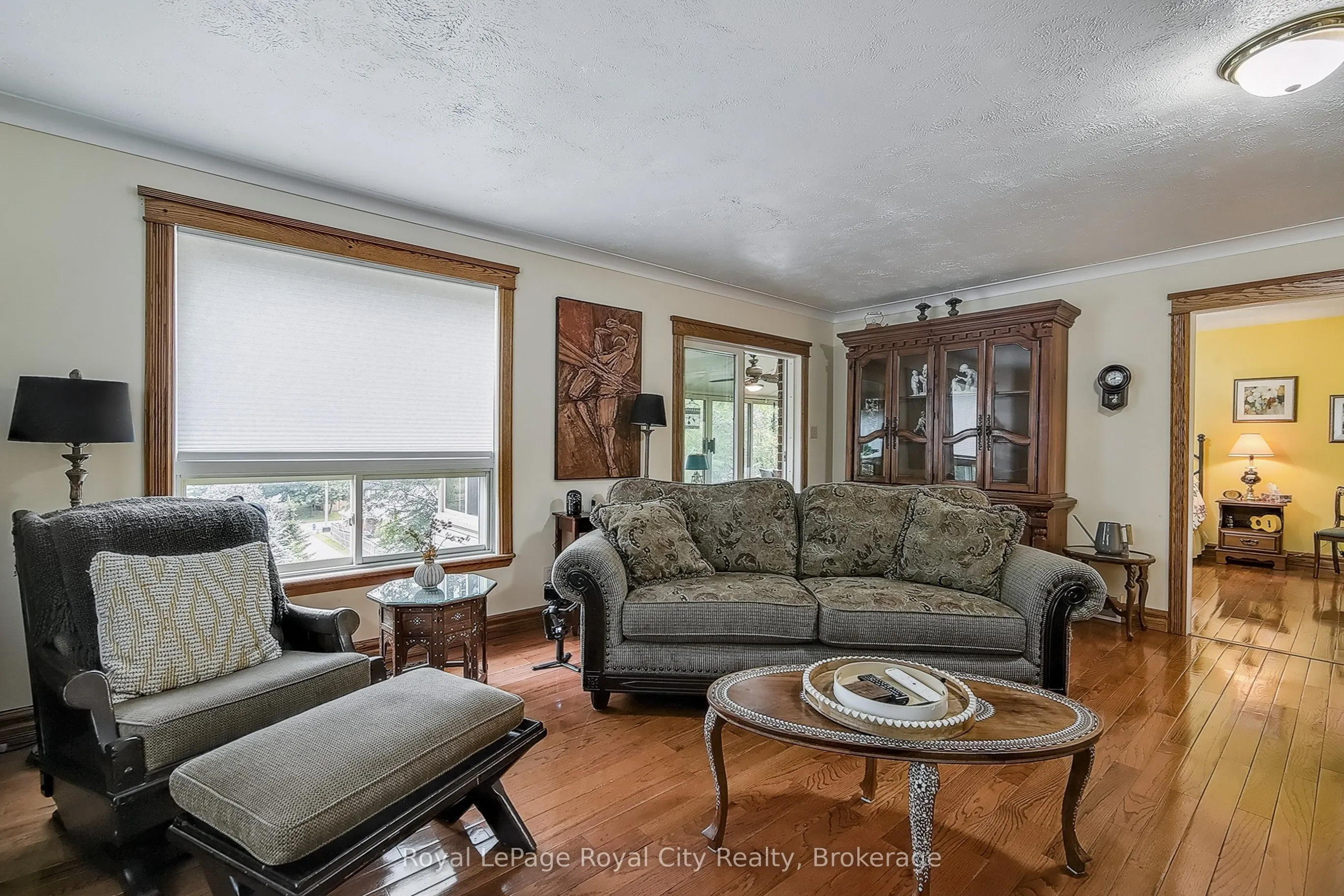 365 Wellington Street