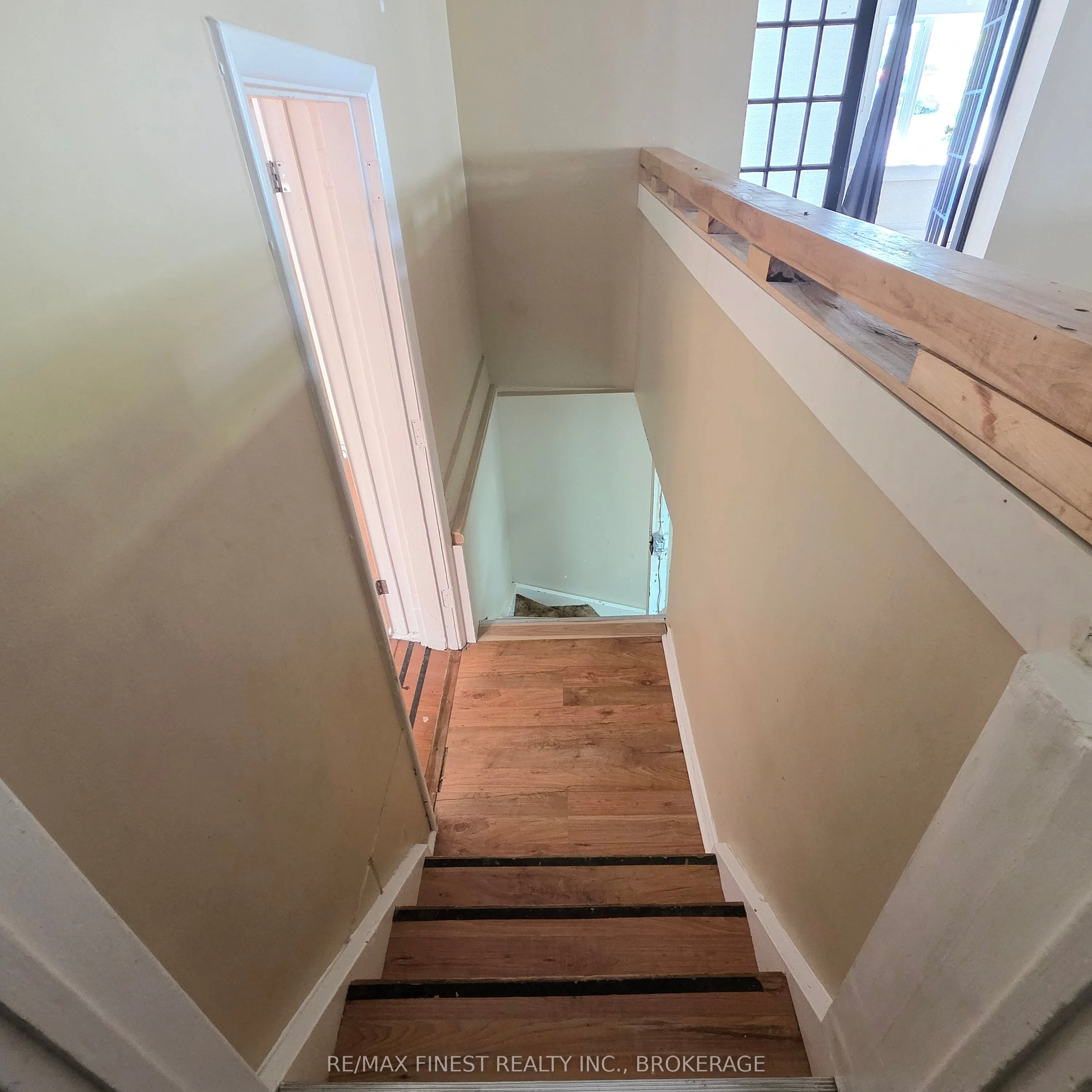 606 Brock Street