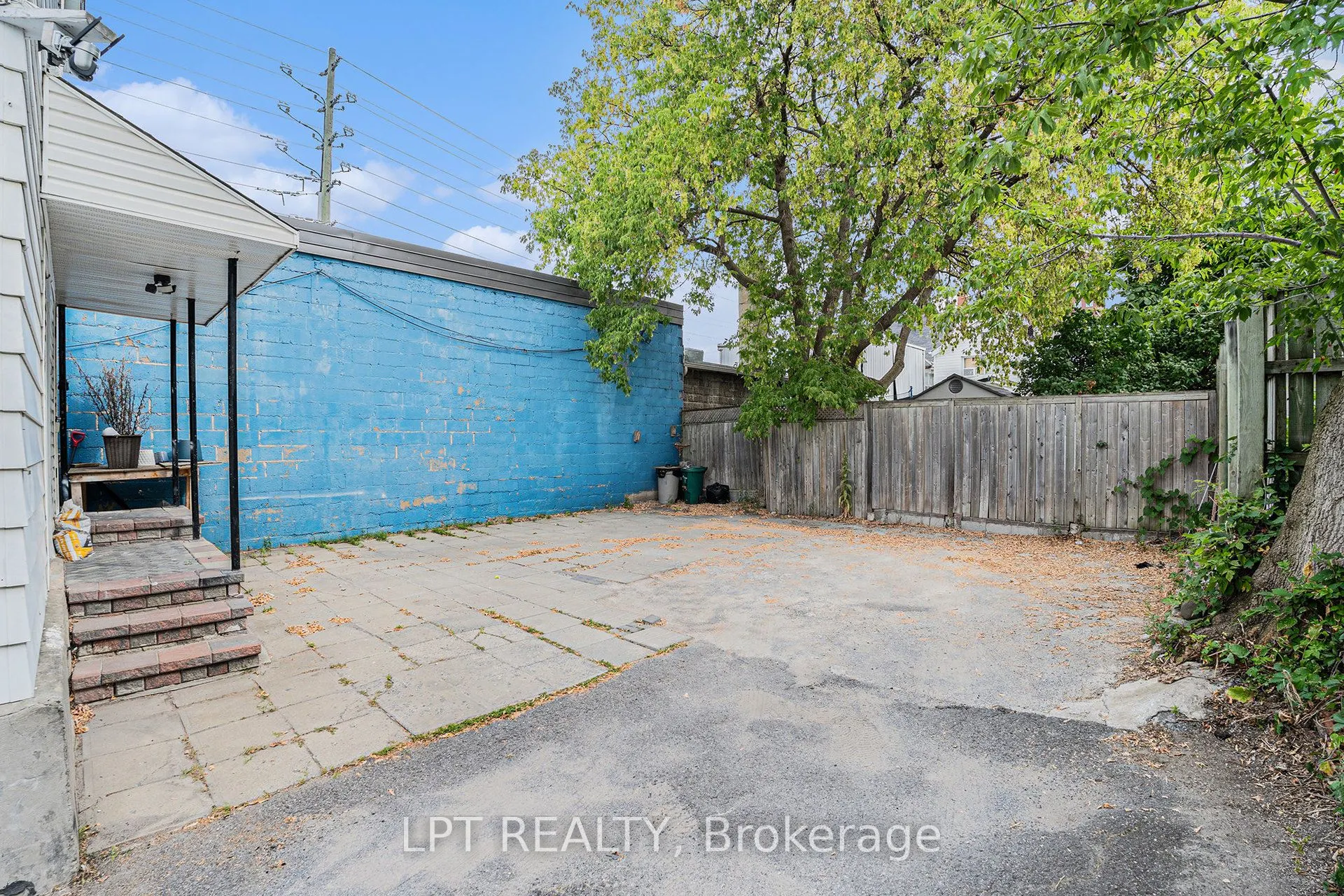 257 Parkdale Avenue