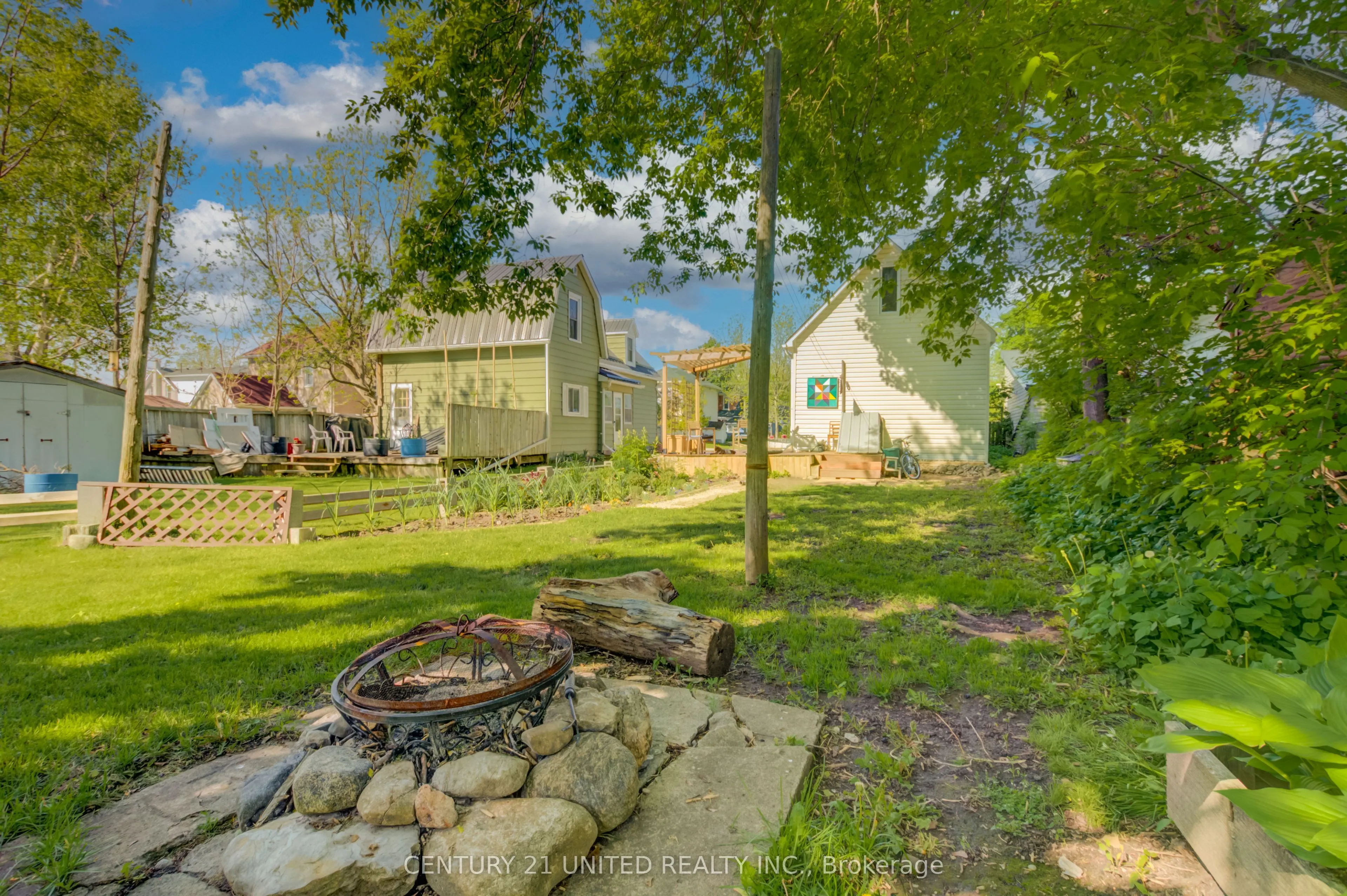 39 Raglan Street S