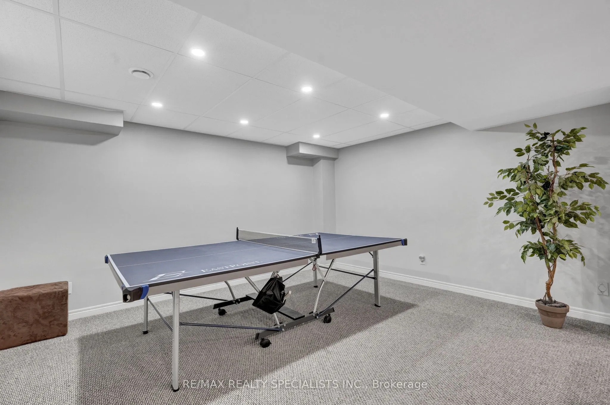 7103 BURBANK Crescent