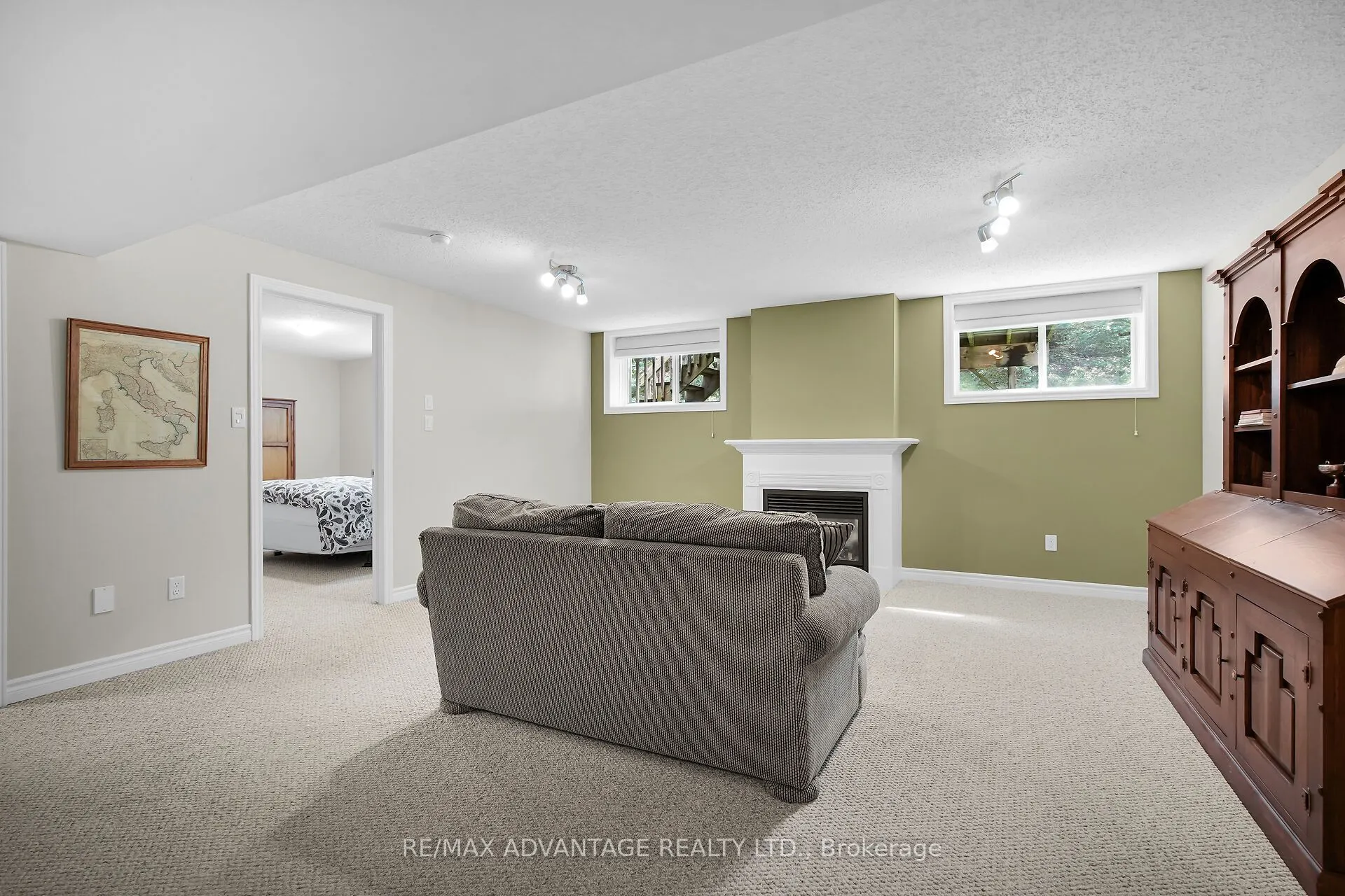 869 Whetherfield Street, #73