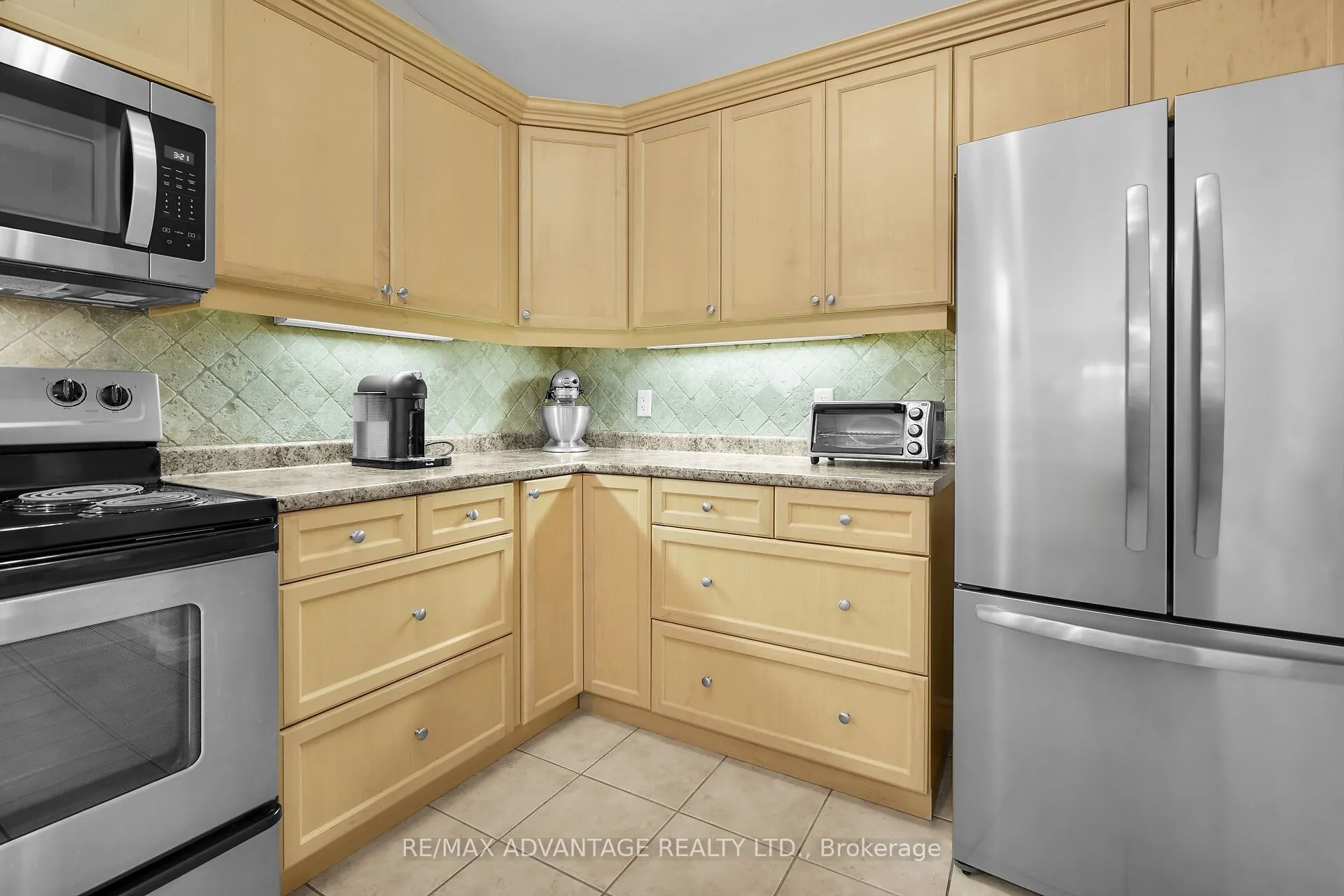 869 Whetherfield Street, #73