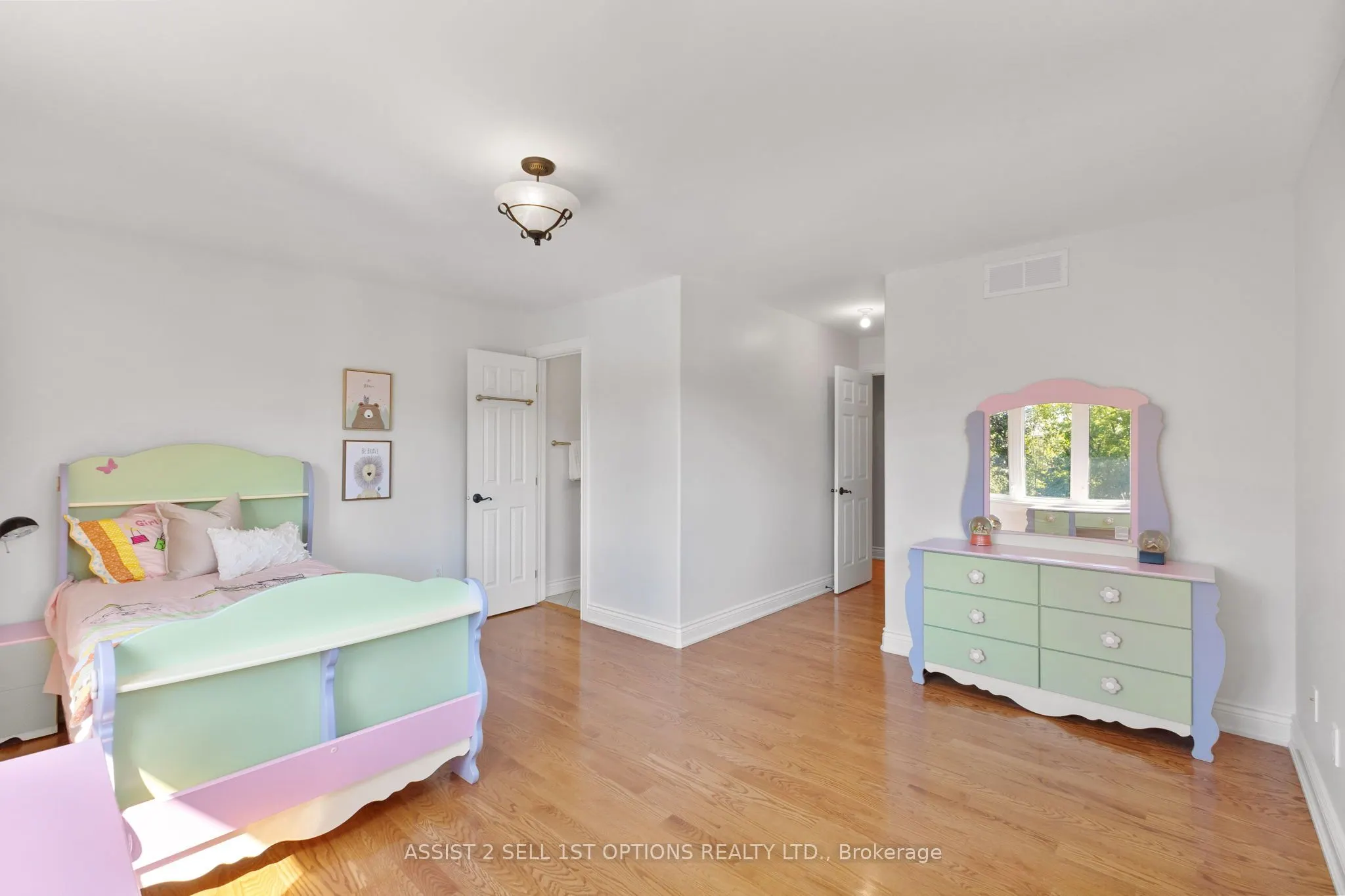 6370 Deer Valley Crescent