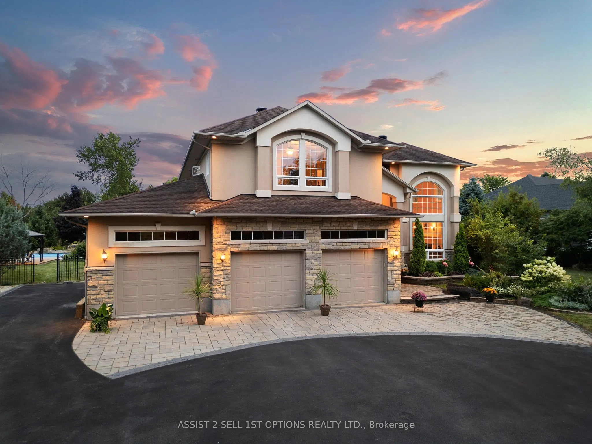 6370 Deer Valley Crescent