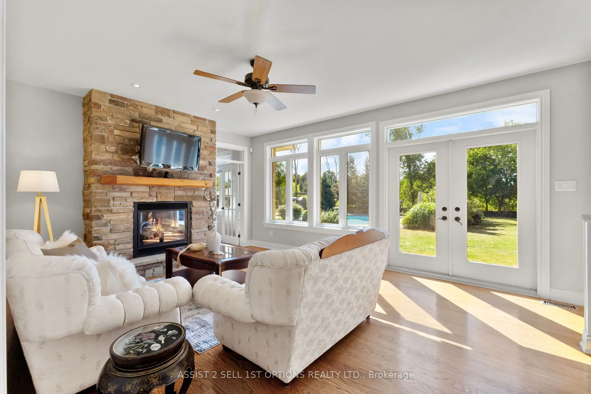 6370 Deer Valley Crescent
