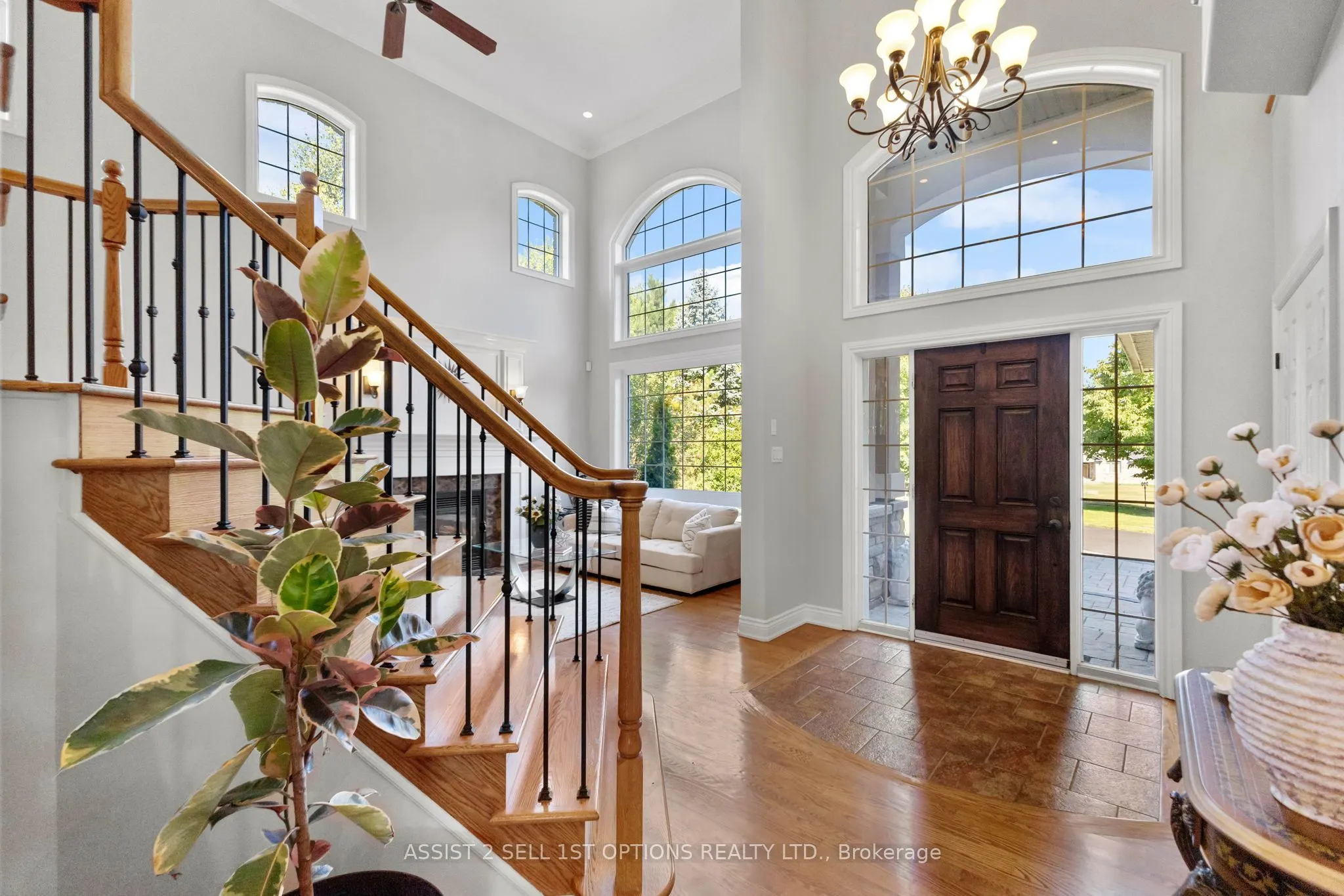 6370 Deer Valley Crescent