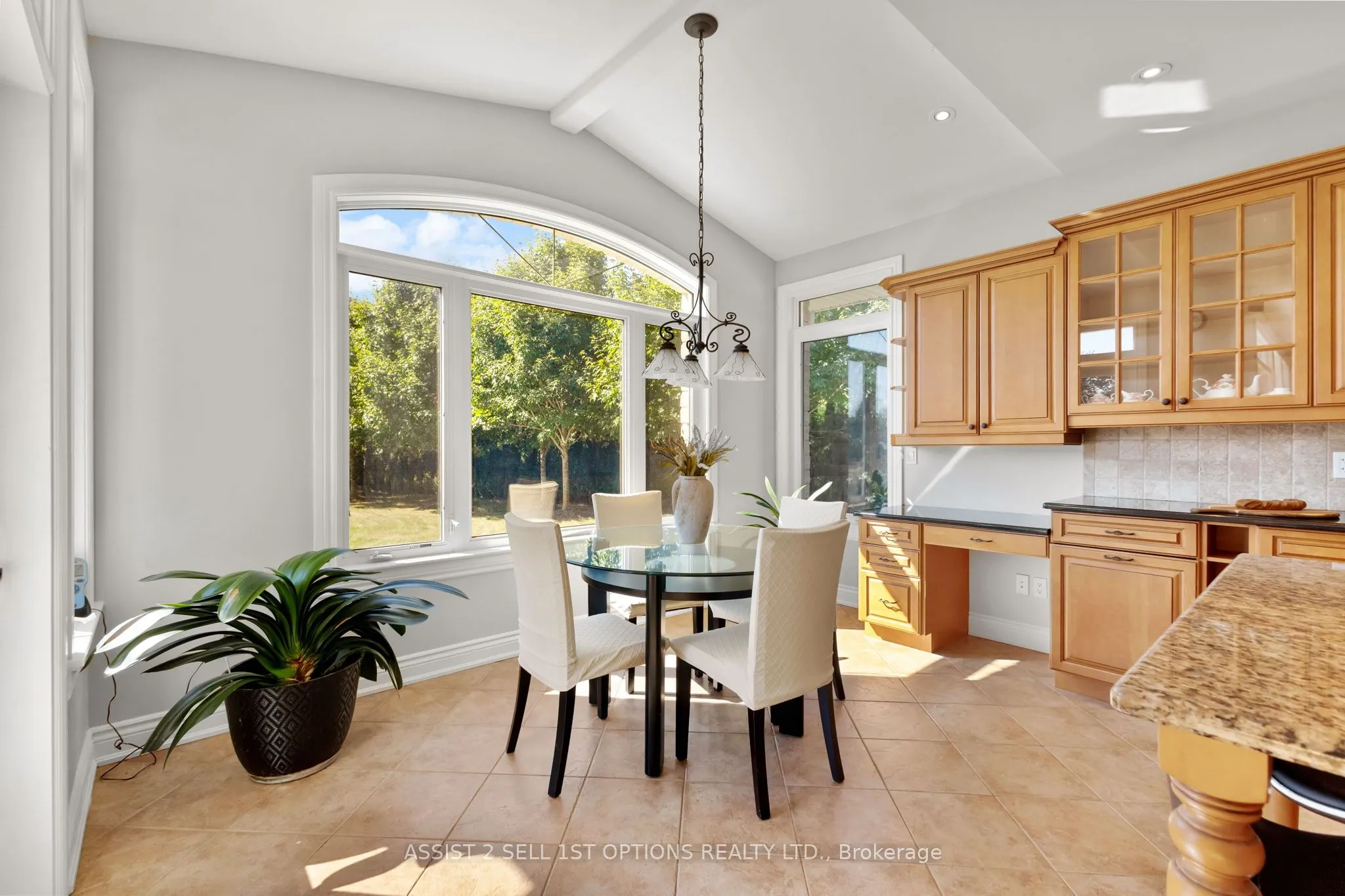 6370 Deer Valley Crescent