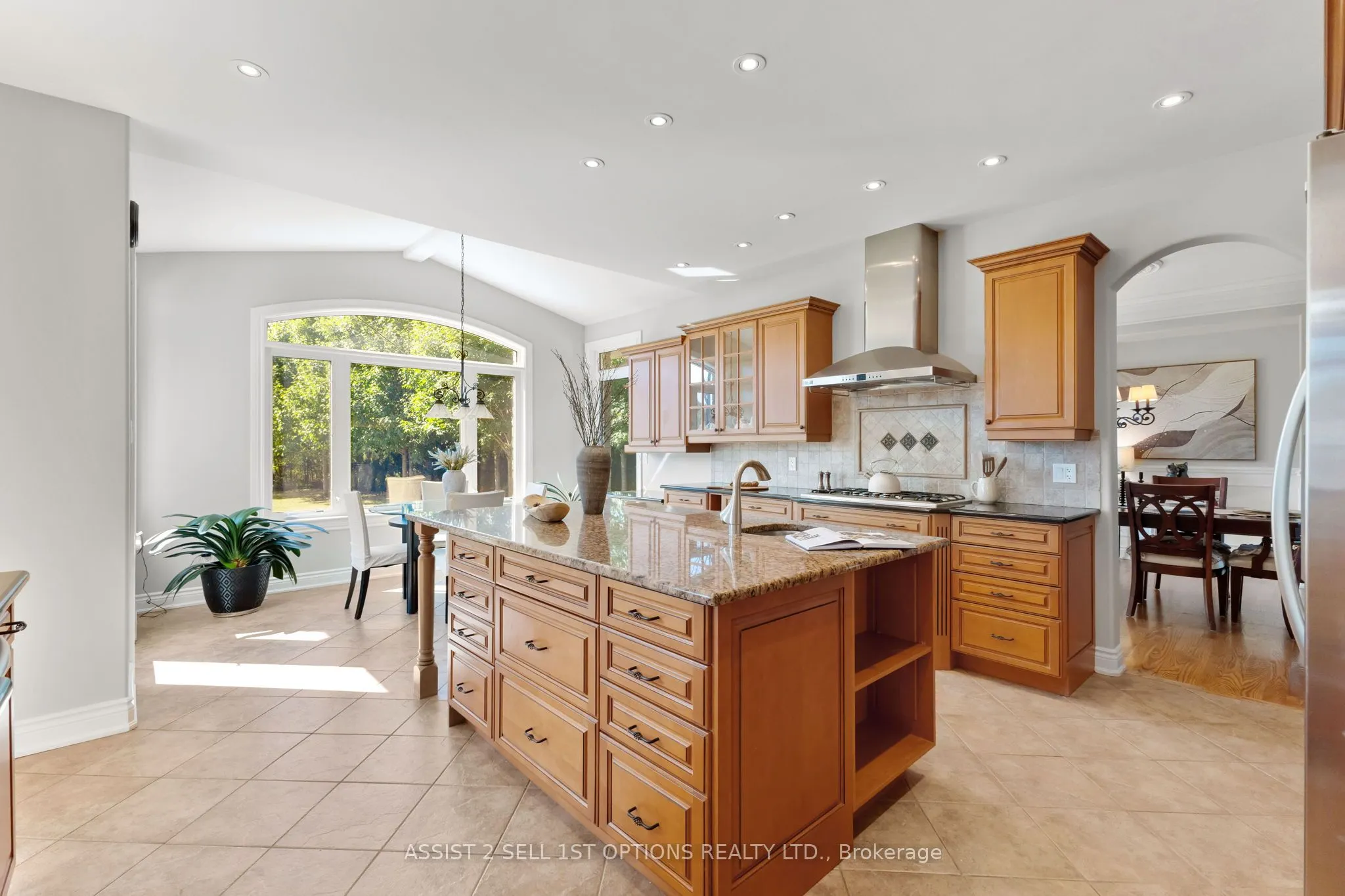 6370 Deer Valley Crescent