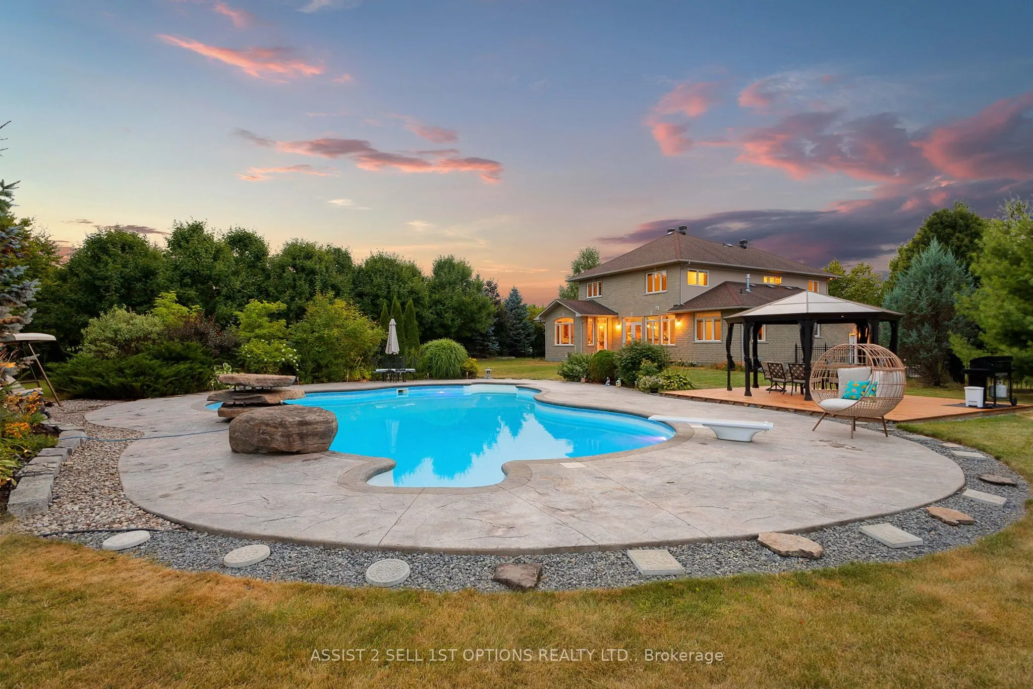 6370 Deer Valley Crescent