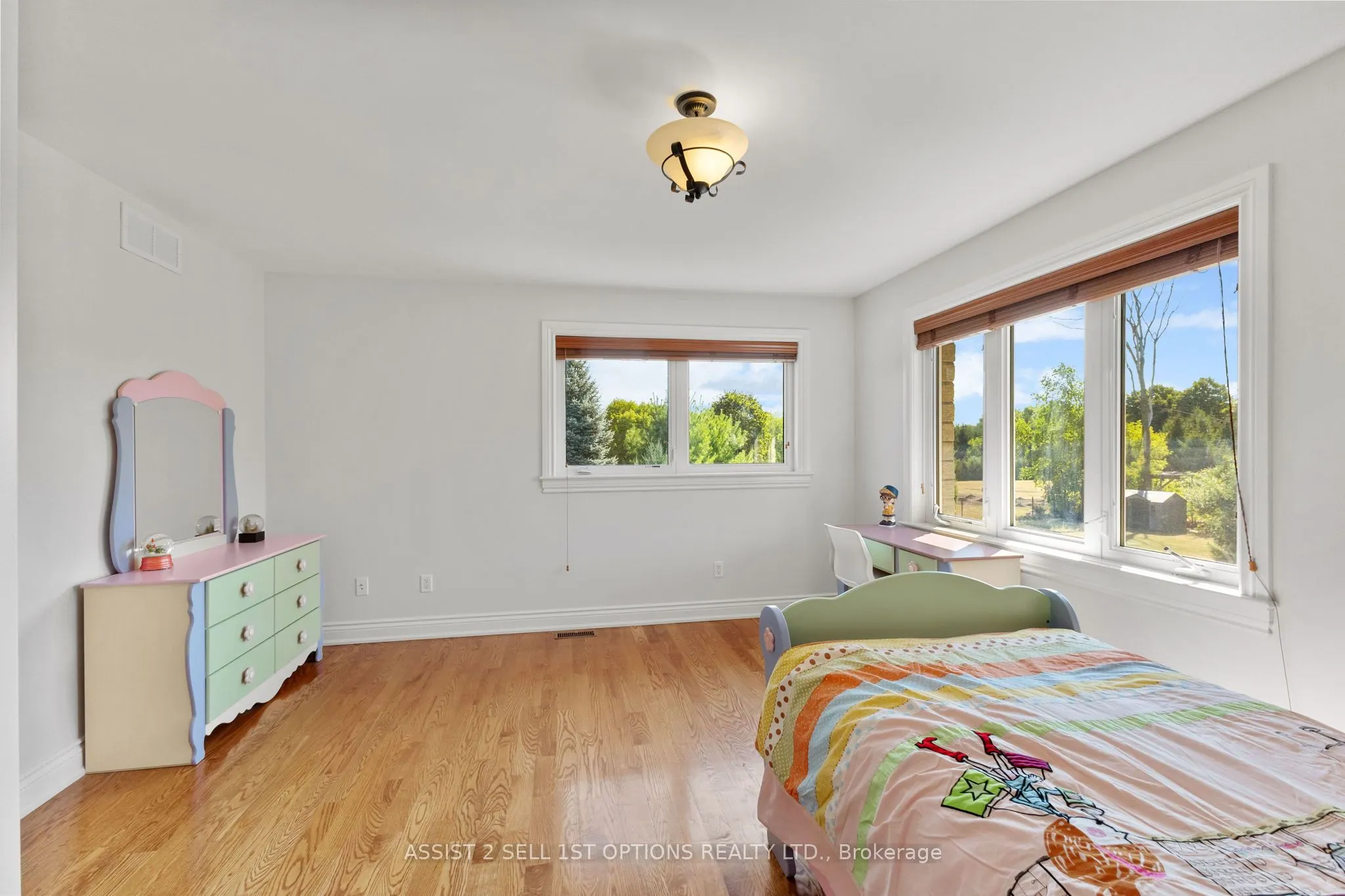 6370 Deer Valley Crescent