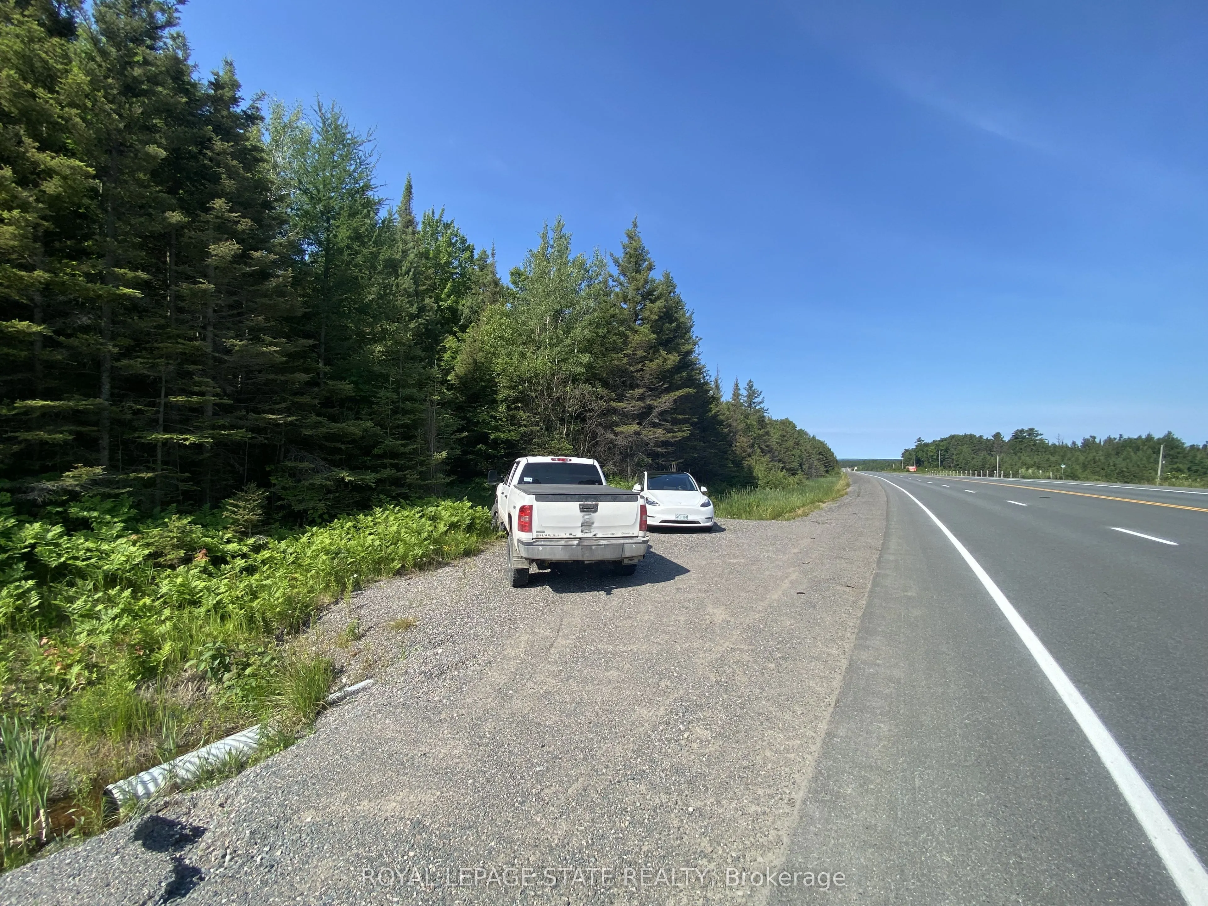 Lot 1 ON-17 / Trans Canada Highway