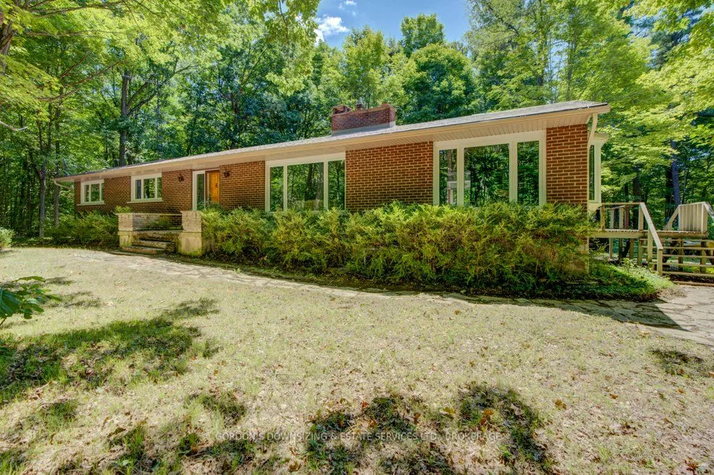 1600 Grousewood Lane
