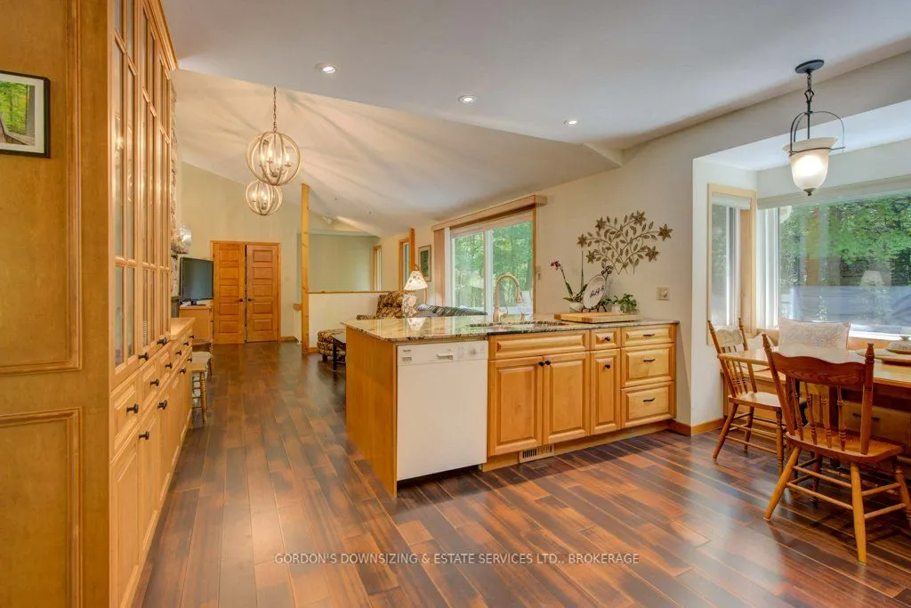 1600 Grousewood Lane