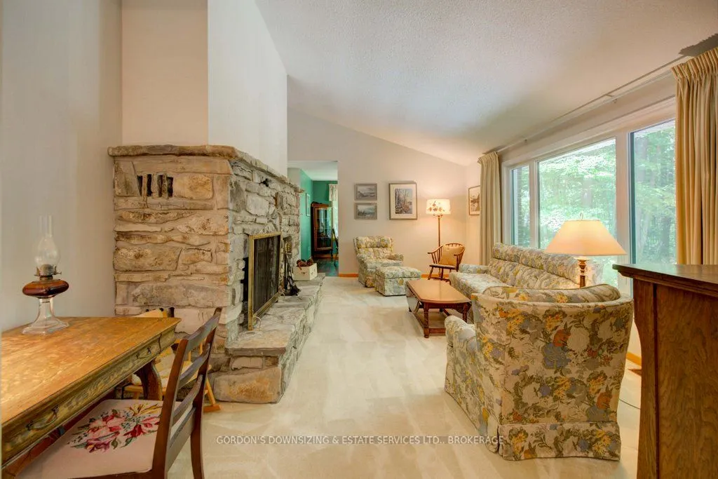 1600 Grousewood Lane