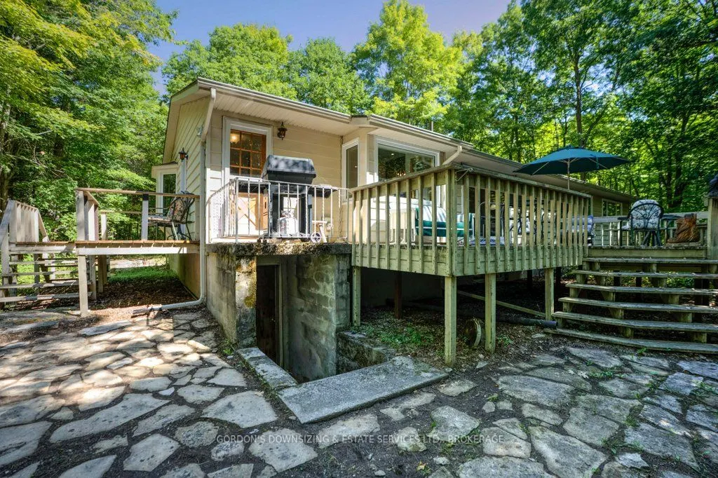 1600 Grousewood Lane