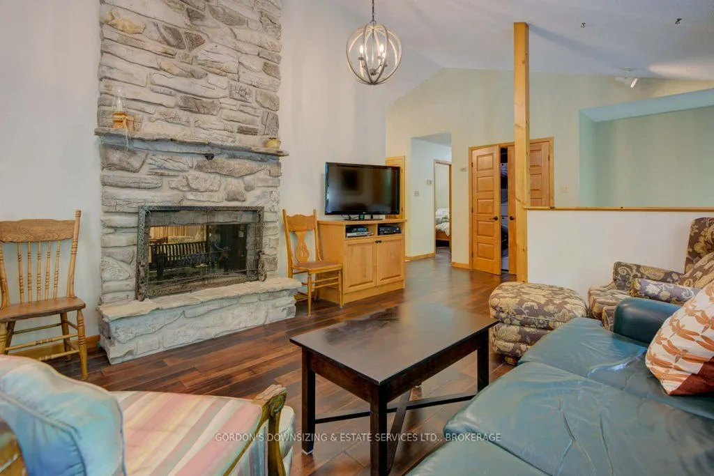 1600 Grousewood Lane