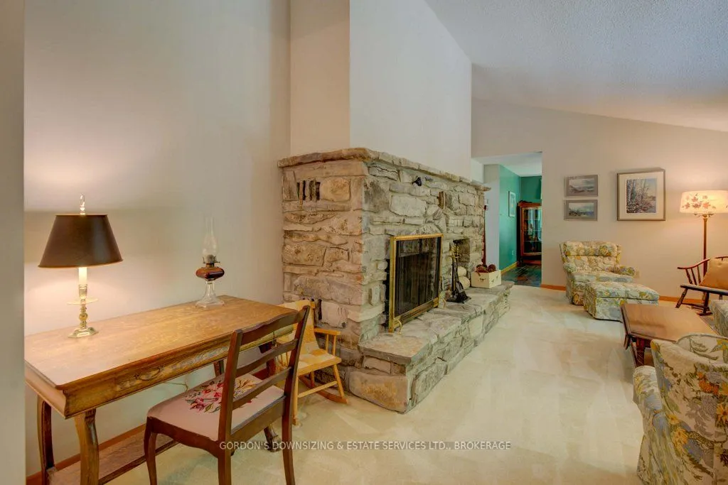 1600 Grousewood Lane