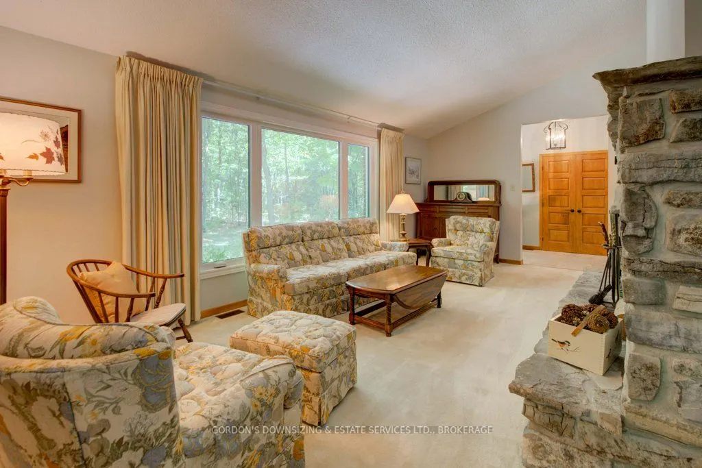 1600 Grousewood Lane