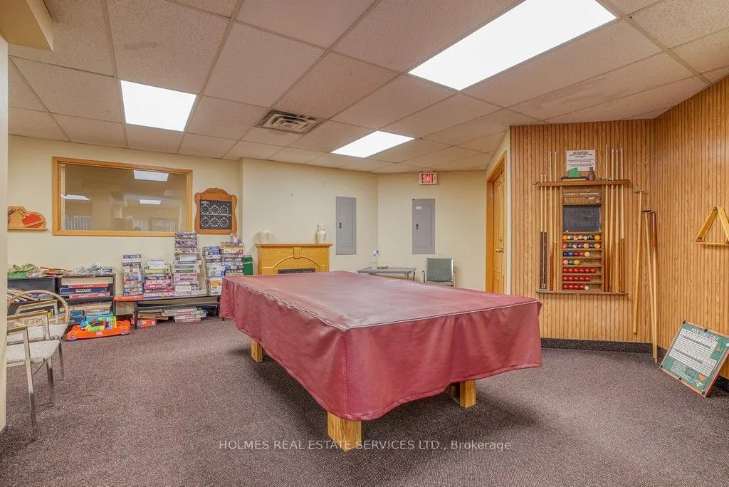 237 King Street W, #1004