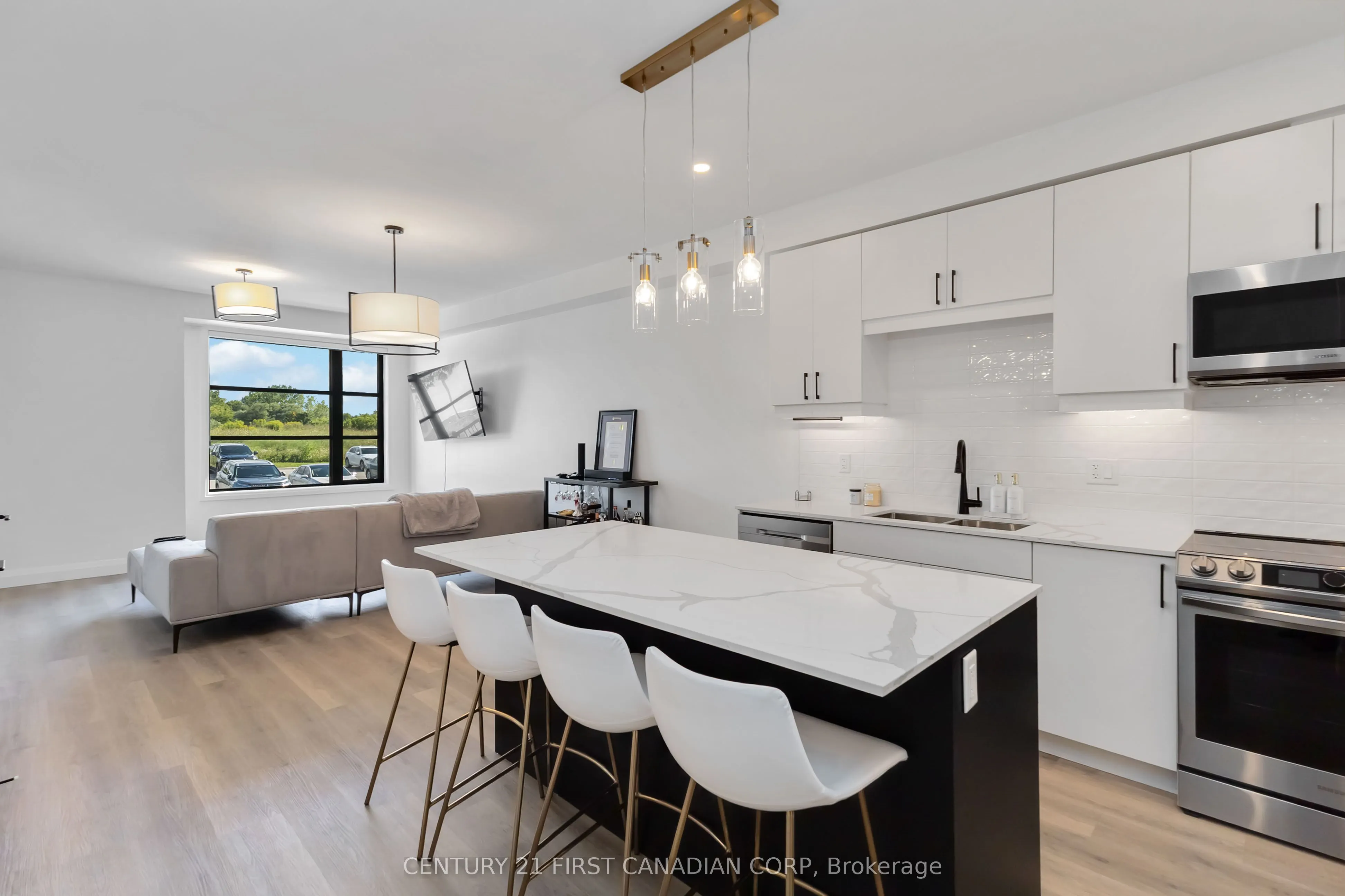 3900 SAVOY Street, #185