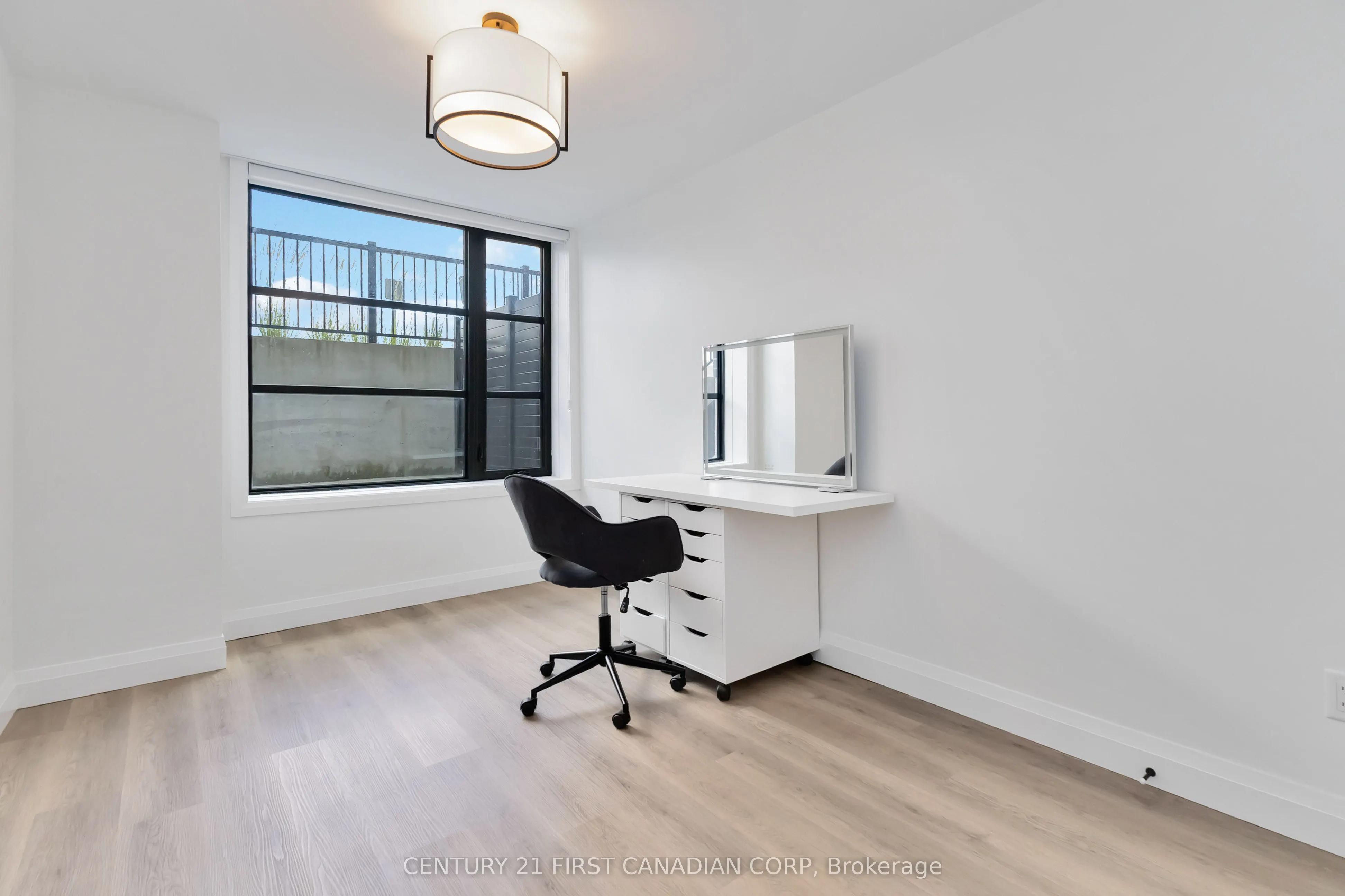 3900 SAVOY Street, #185